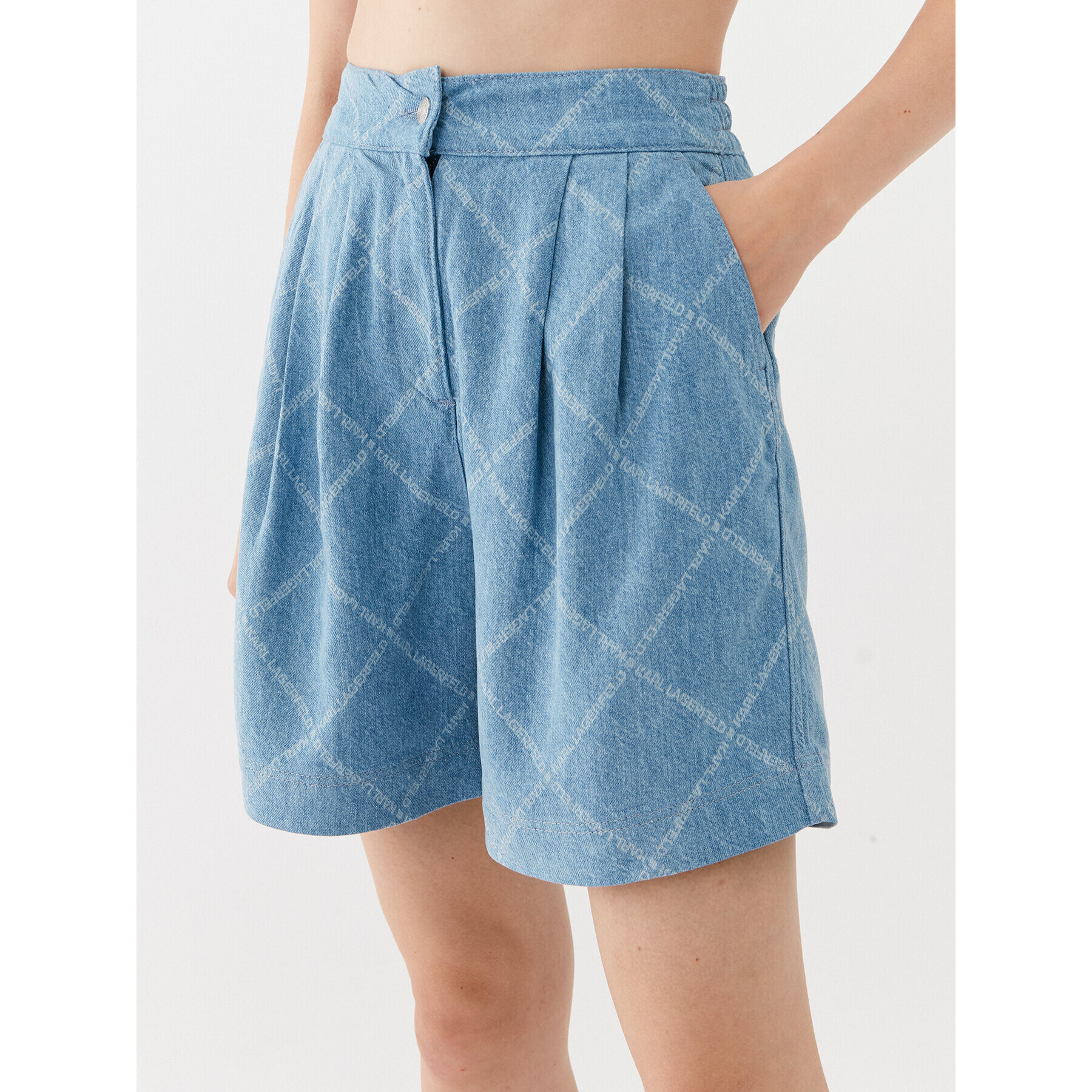 KARL LAGERFELD Дънкови шорти 231W1106 Син Relaxed Fit - Pepit.bg