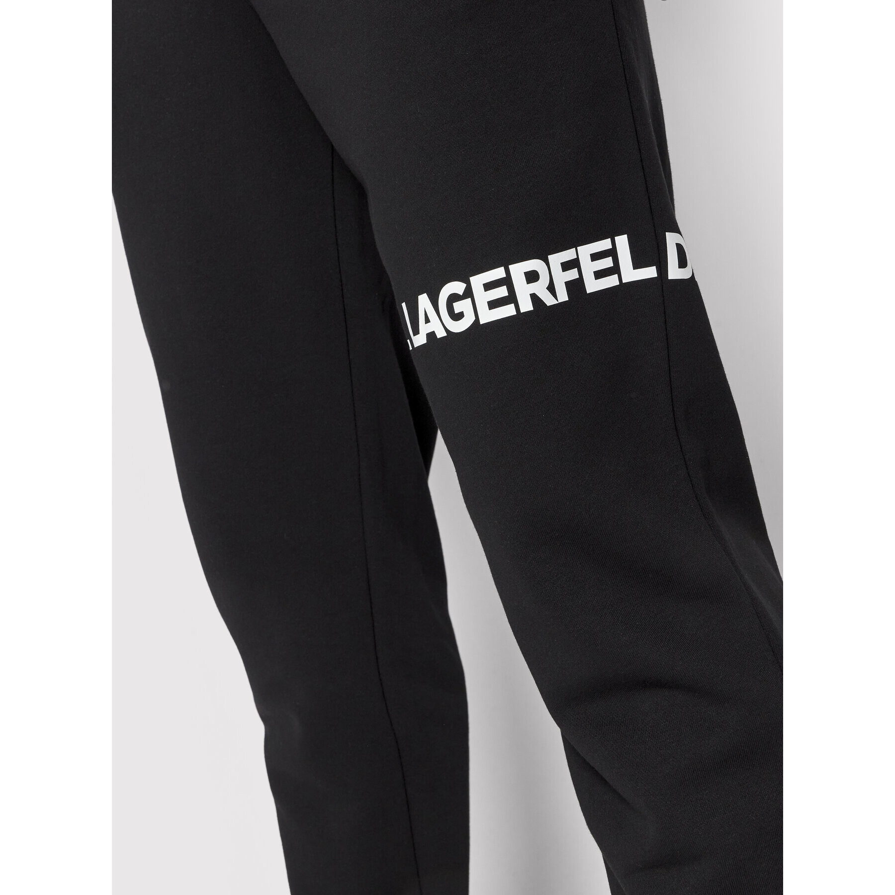 KARL LAGERFELD Долнище анцуг 705035 521900 Черен Regular Fit - Pepit.bg