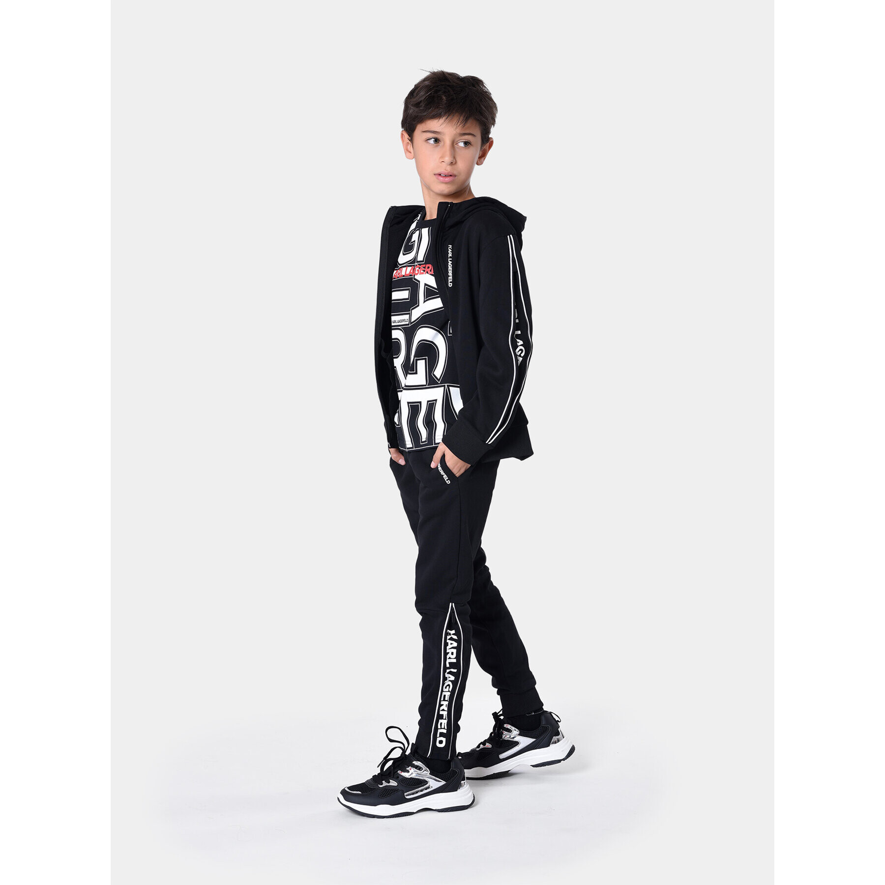Karl Lagerfeld Kids Долнище анцуг Z24162 S Черен Regular Fit - Pepit.bg