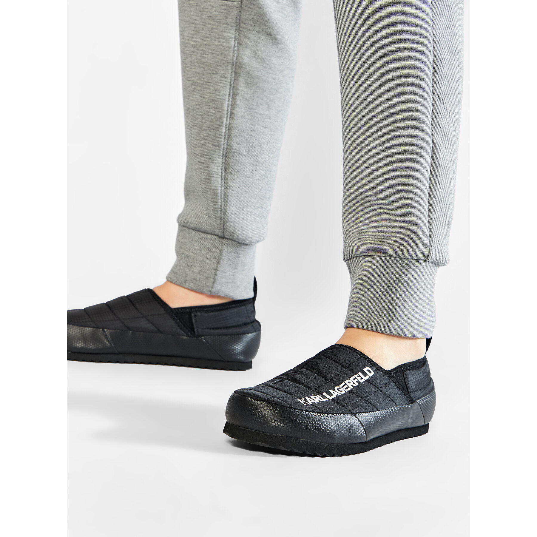 KARL LAGERFELD Пантофи KL72021 Черен - Pepit.bg