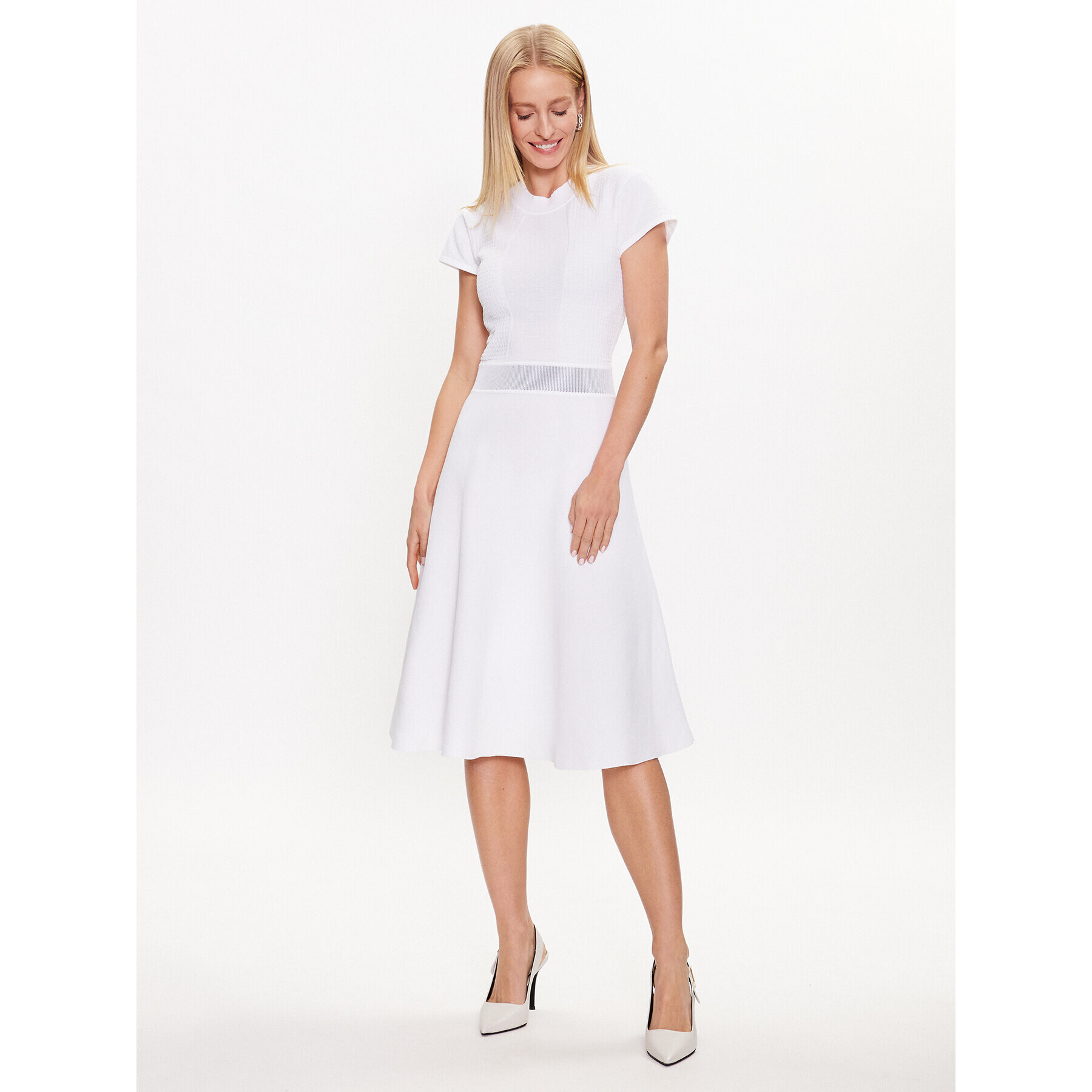 KARL LAGERFELD Плетена рокля 231W1359 Бял Regular Fit - Pepit.bg