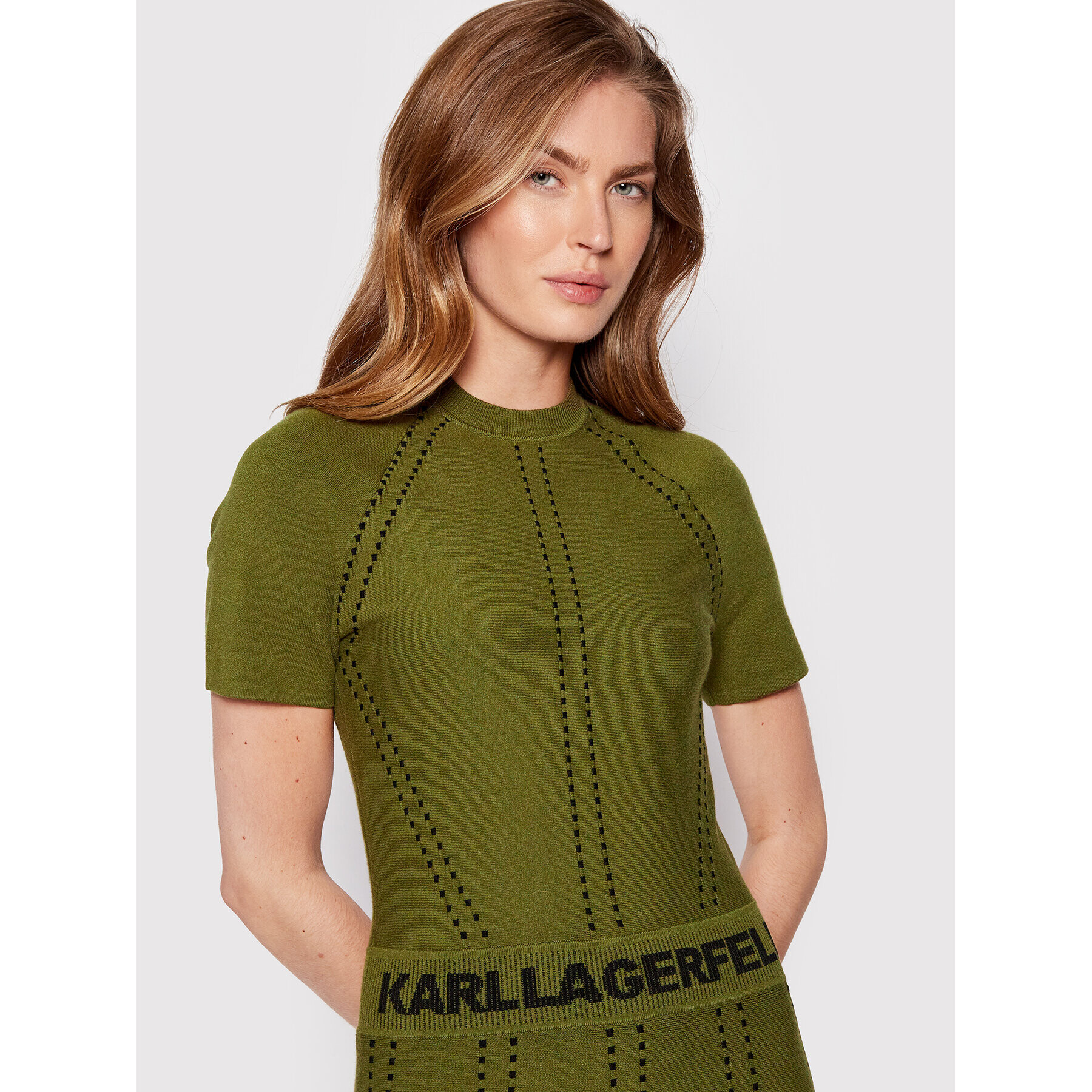 KARL LAGERFELD Плетена рокля Logo 221W2050 Зелен Slim Fit - Pepit.bg