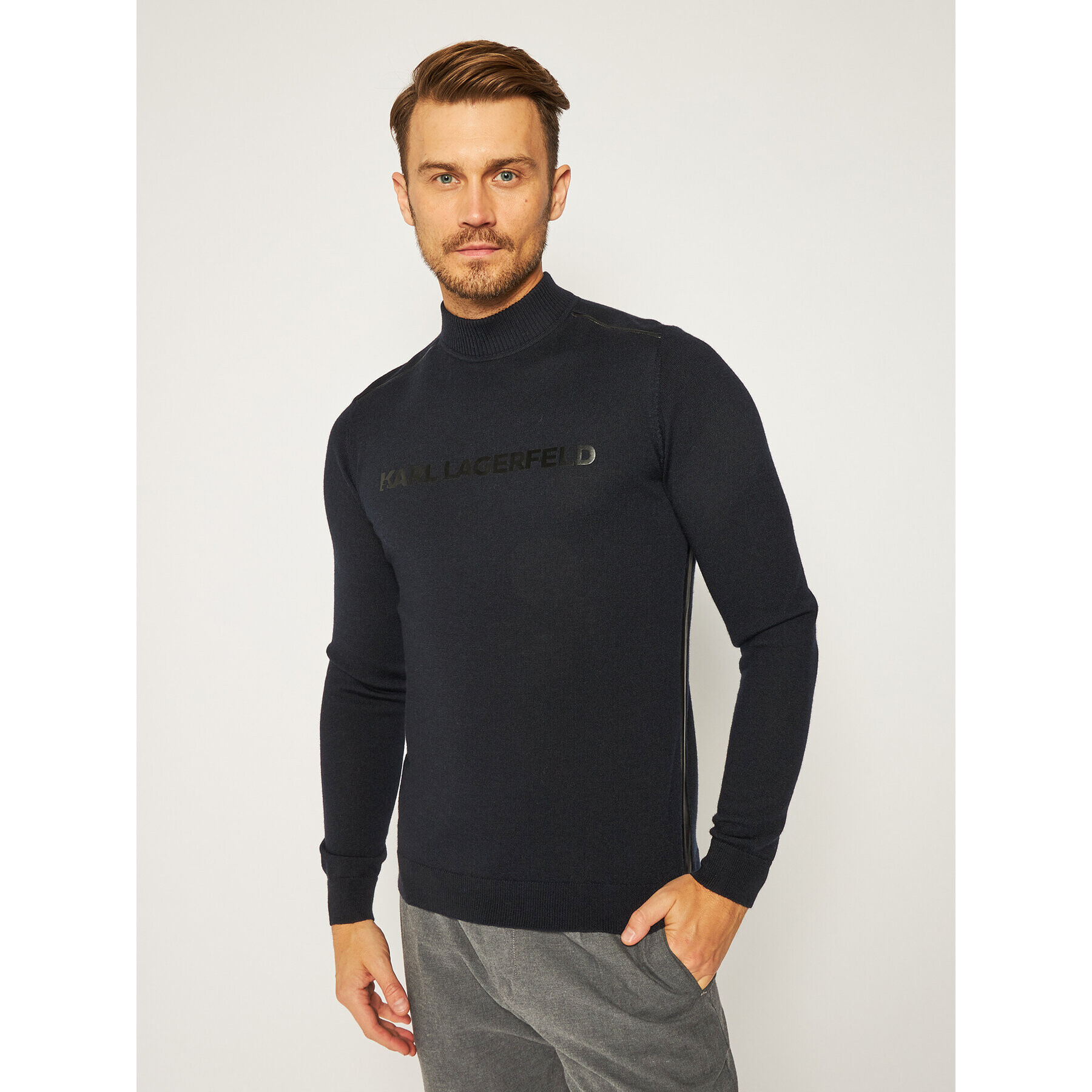 KARL LAGERFELD Пуловер Turtleneck 655012 502399 Тъмносин Regular Fit - Pepit.bg