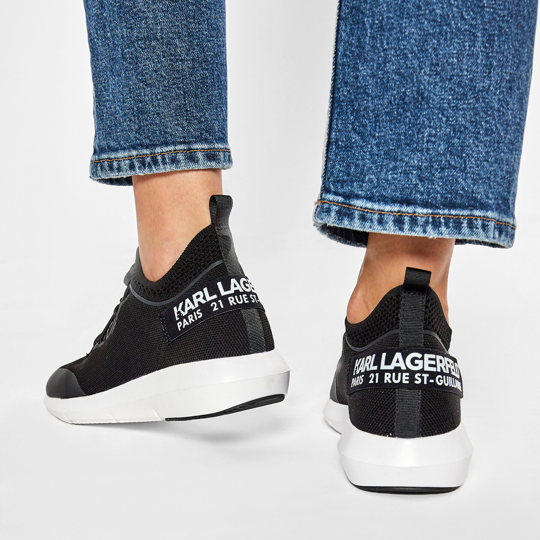 KARL LAGERFELD Сникърси KL61111 Черен - Pepit.bg
