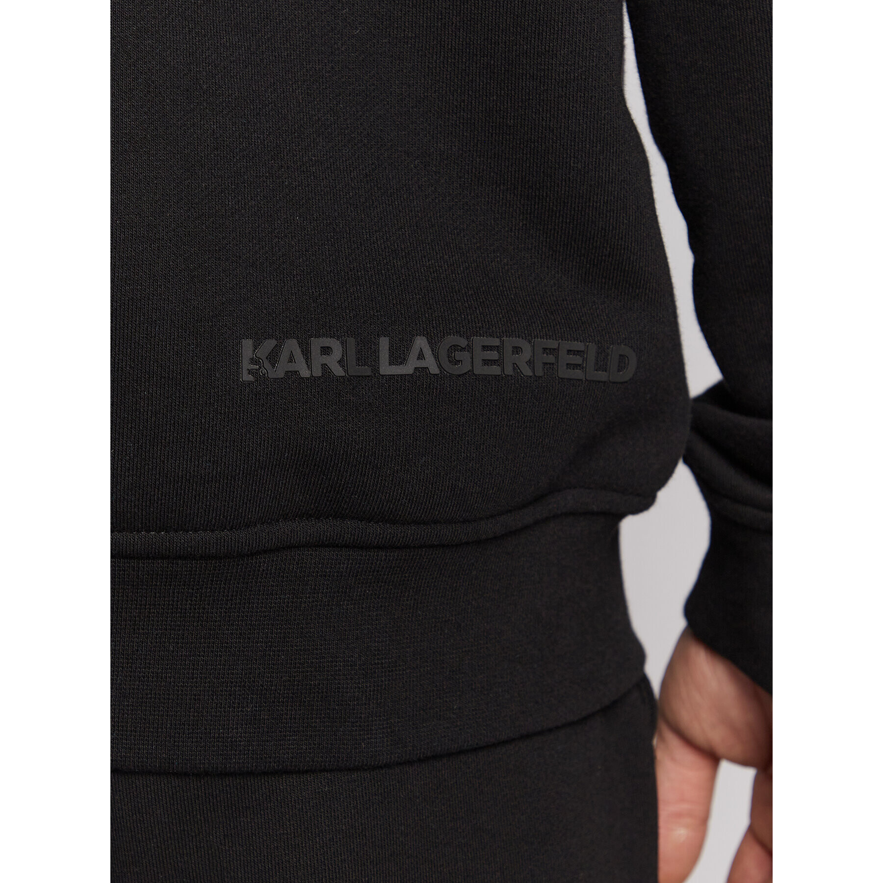 KARL LAGERFELD Суитшърт 705002 524910 Черен Regular Fit - Pepit.bg