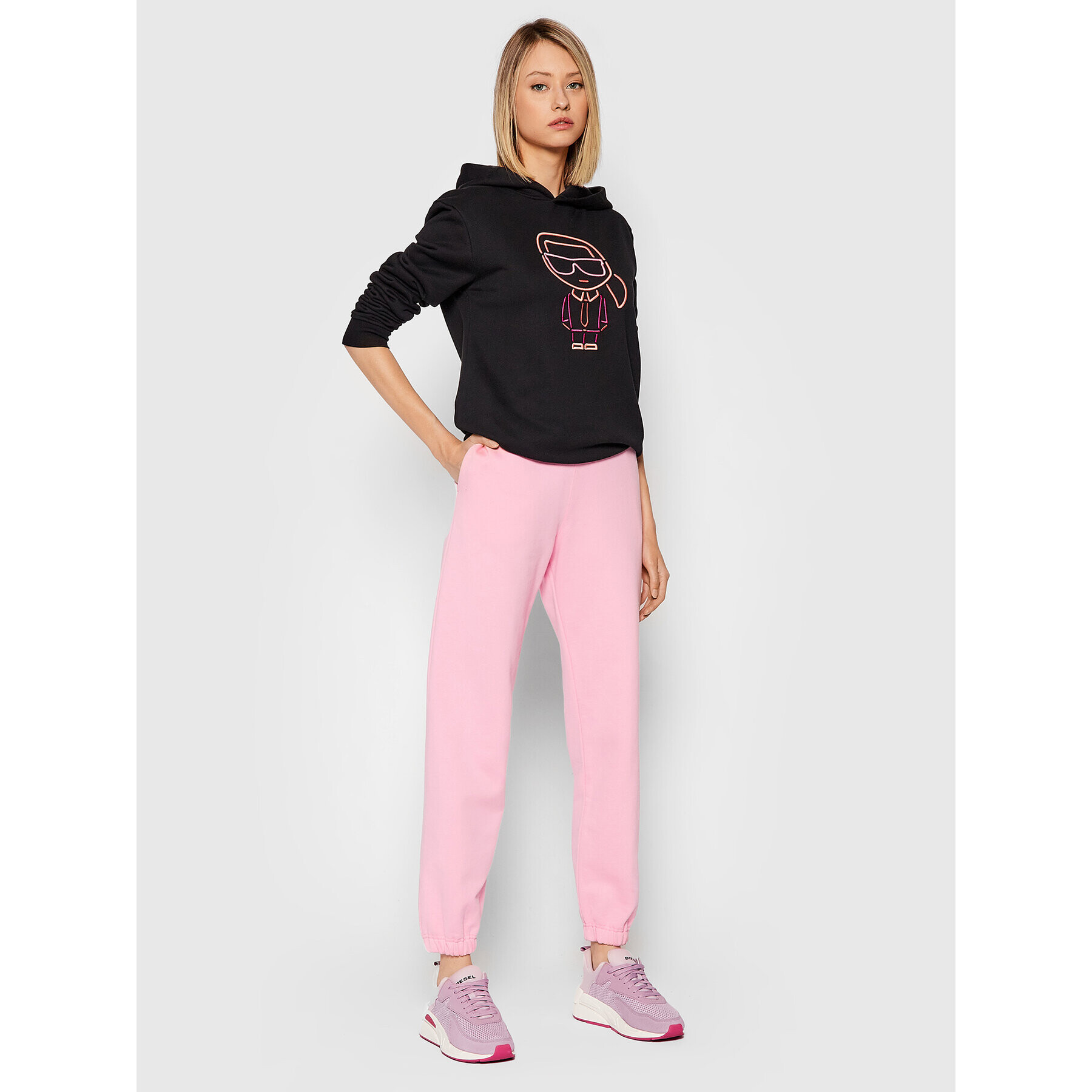 KARL LAGERFELD Суитшърт Ikonik Outline 215W1811 Черен Relaxed Fit - Pepit.bg