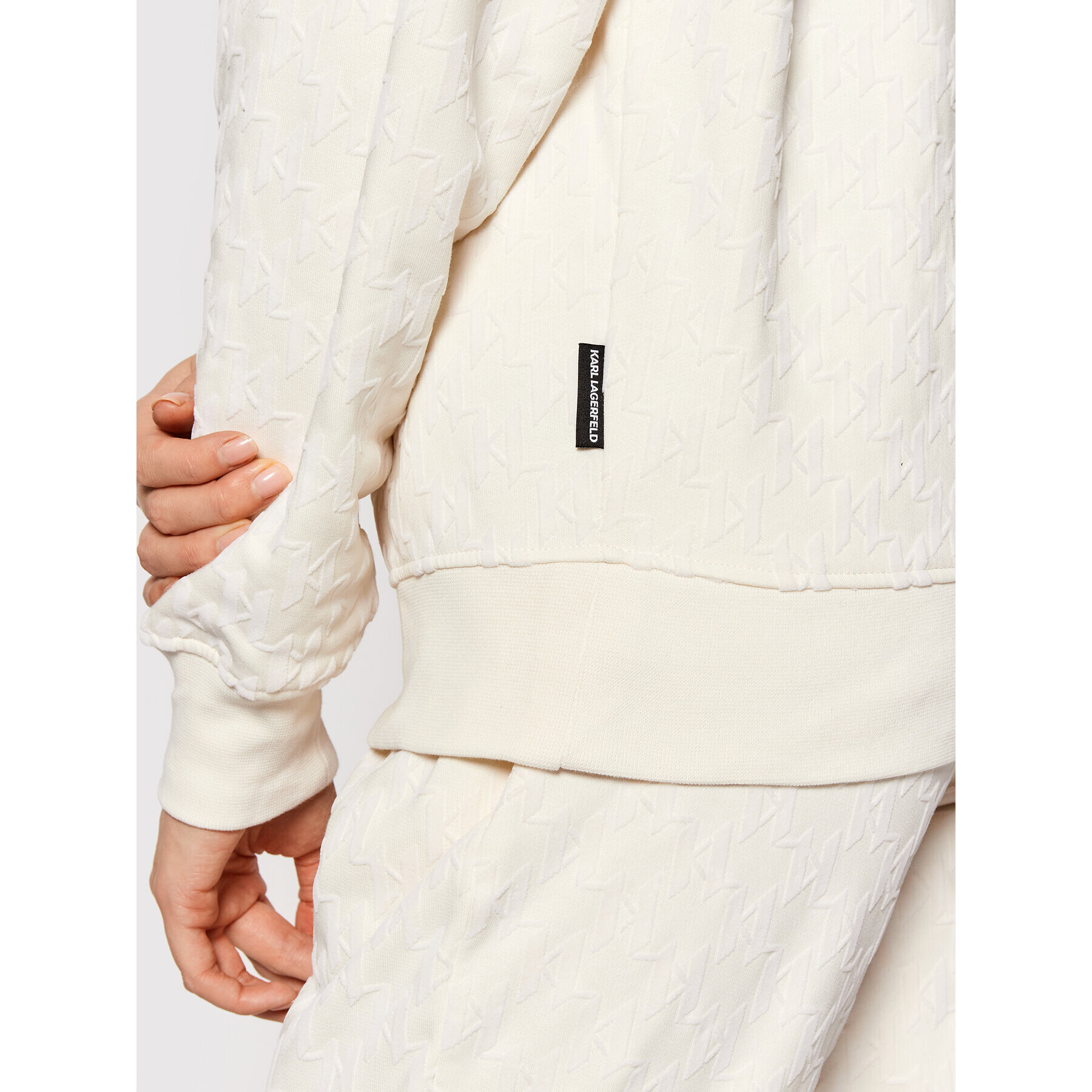 KARL LAGERFELD Суитшърт Monogram 216W1883 Бежов Regular Fit - Pepit.bg