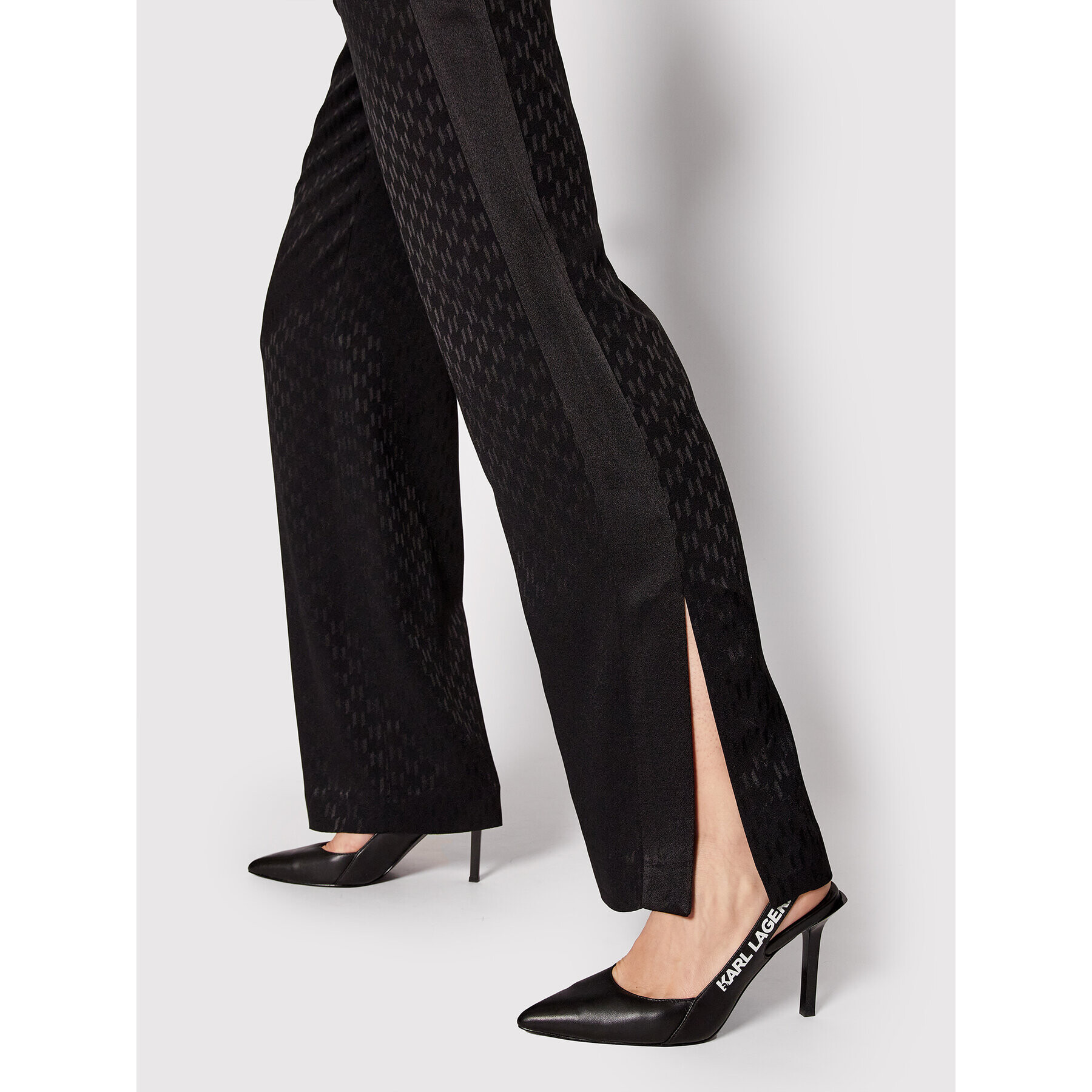 KARL LAGERFELD Текстилни панталони Monogram 221W1006 Черен Bootcut Fit - Pepit.bg