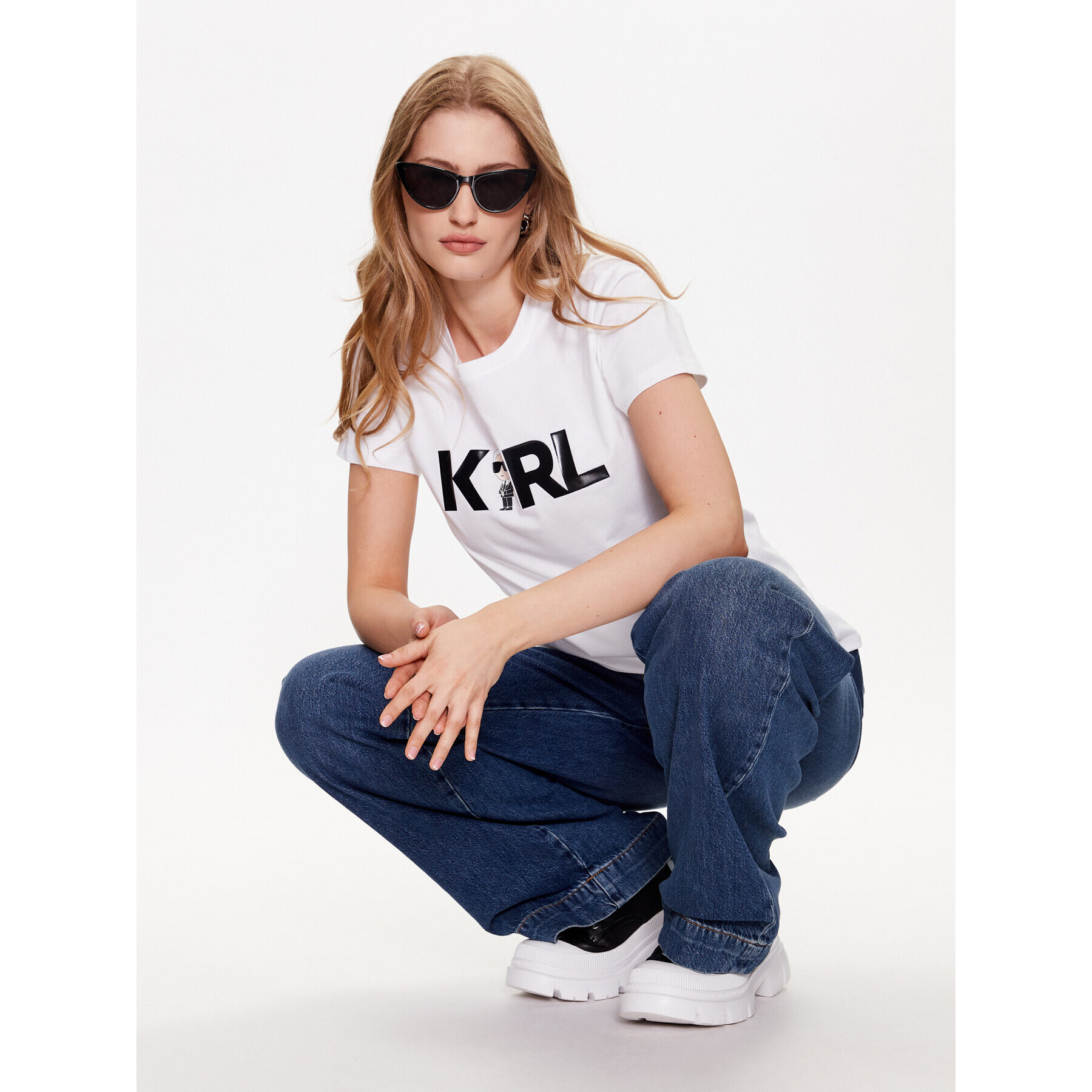 KARL LAGERFELD Тишърт Ikonik 2.0 Karl Logo 230W1706 Бял Regular Fit - Pepit.bg