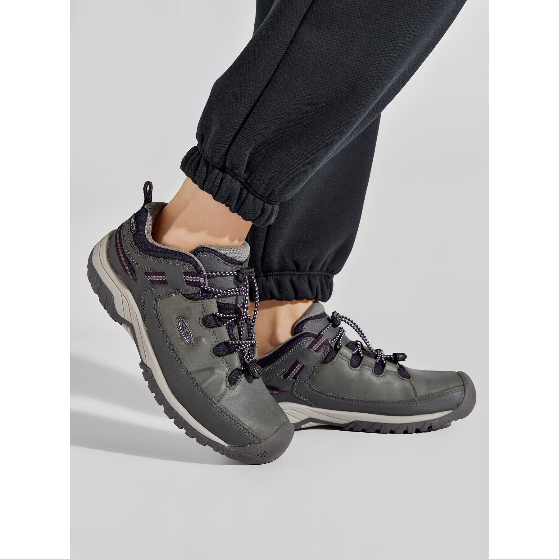 Keen Туристически Targhee Low Wp 1026295 Сив - Pepit.bg
