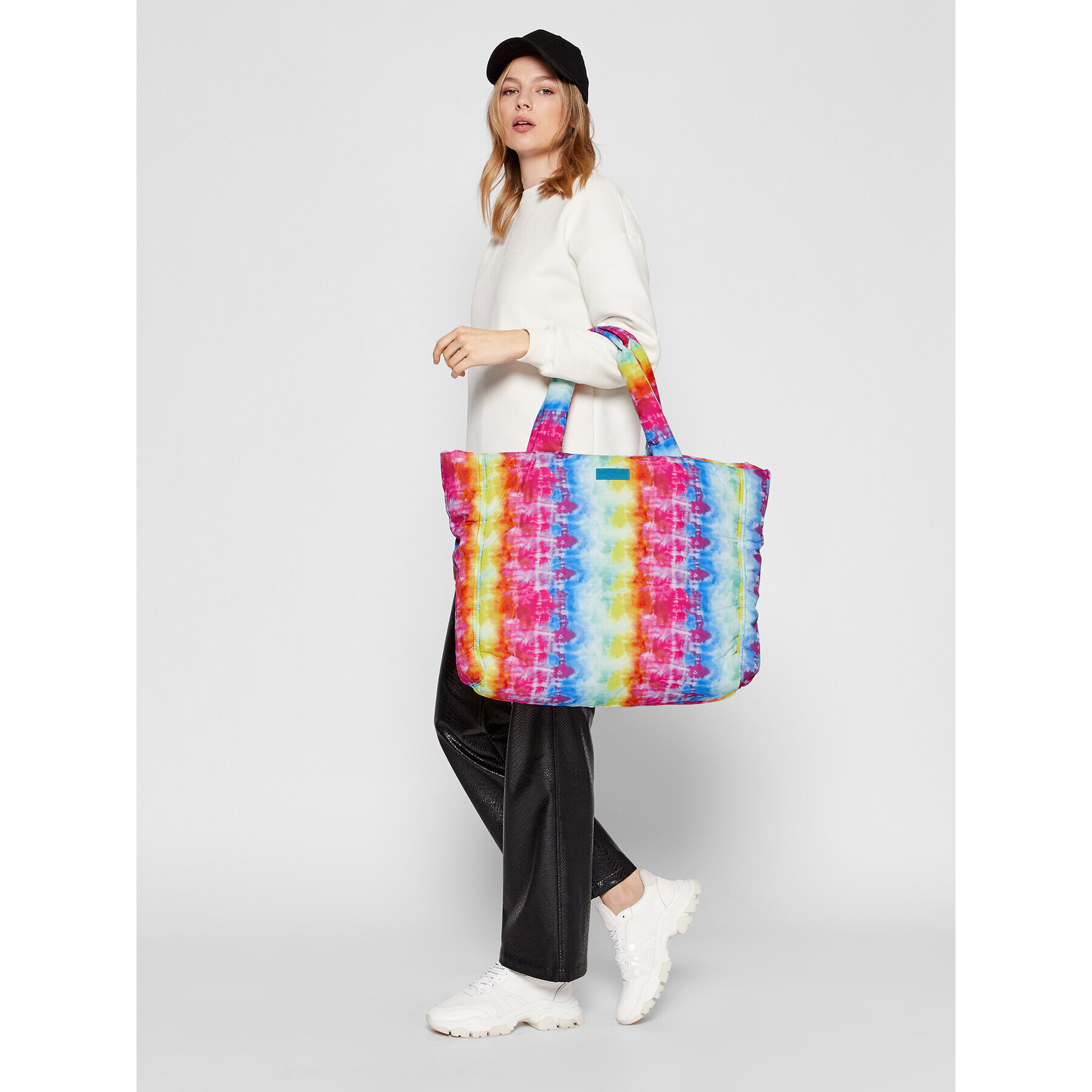 Kurt Geiger Дамска чанта Glasto Tote 8883969229 Цветен - Pepit.bg