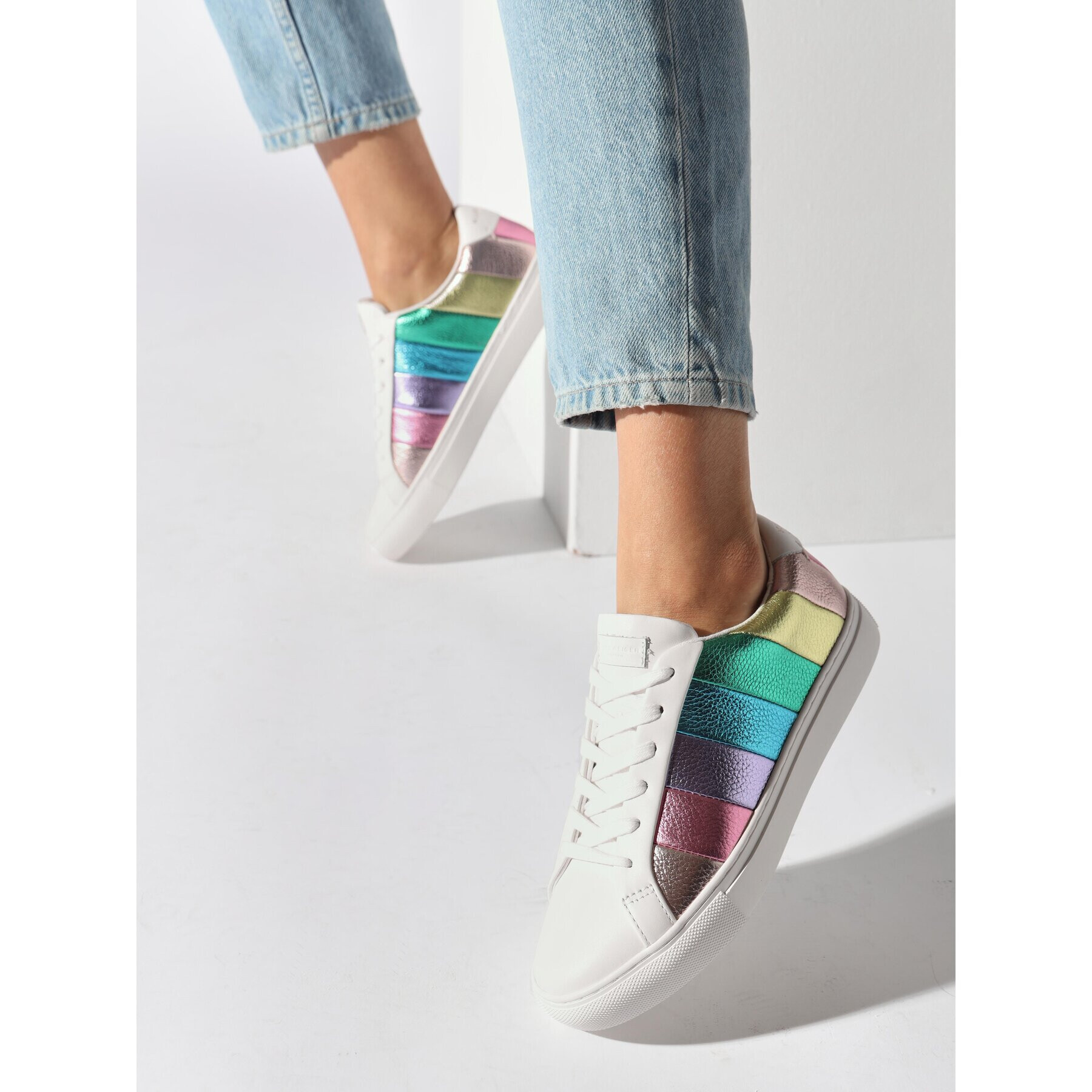 Kurt Geiger Сникърси Lane Stripe 9819865109 Бял - Pepit.bg
