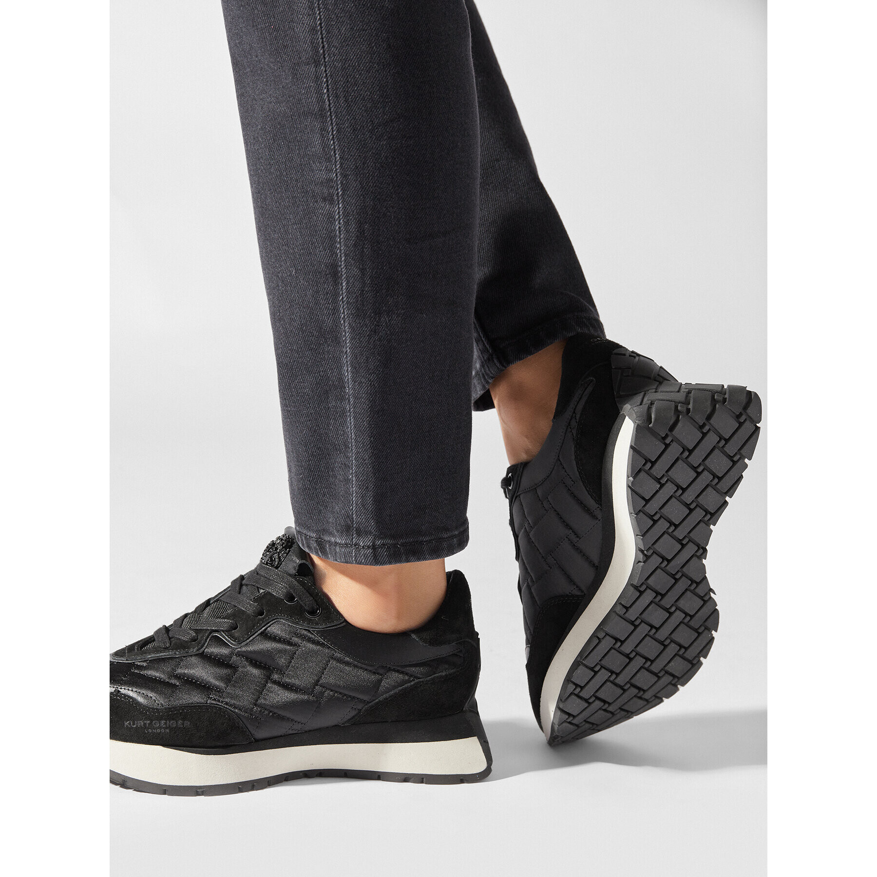 Kurt Geiger Сникърси Nylon Quilt Trainer 9796600609 Черен - Pepit.bg