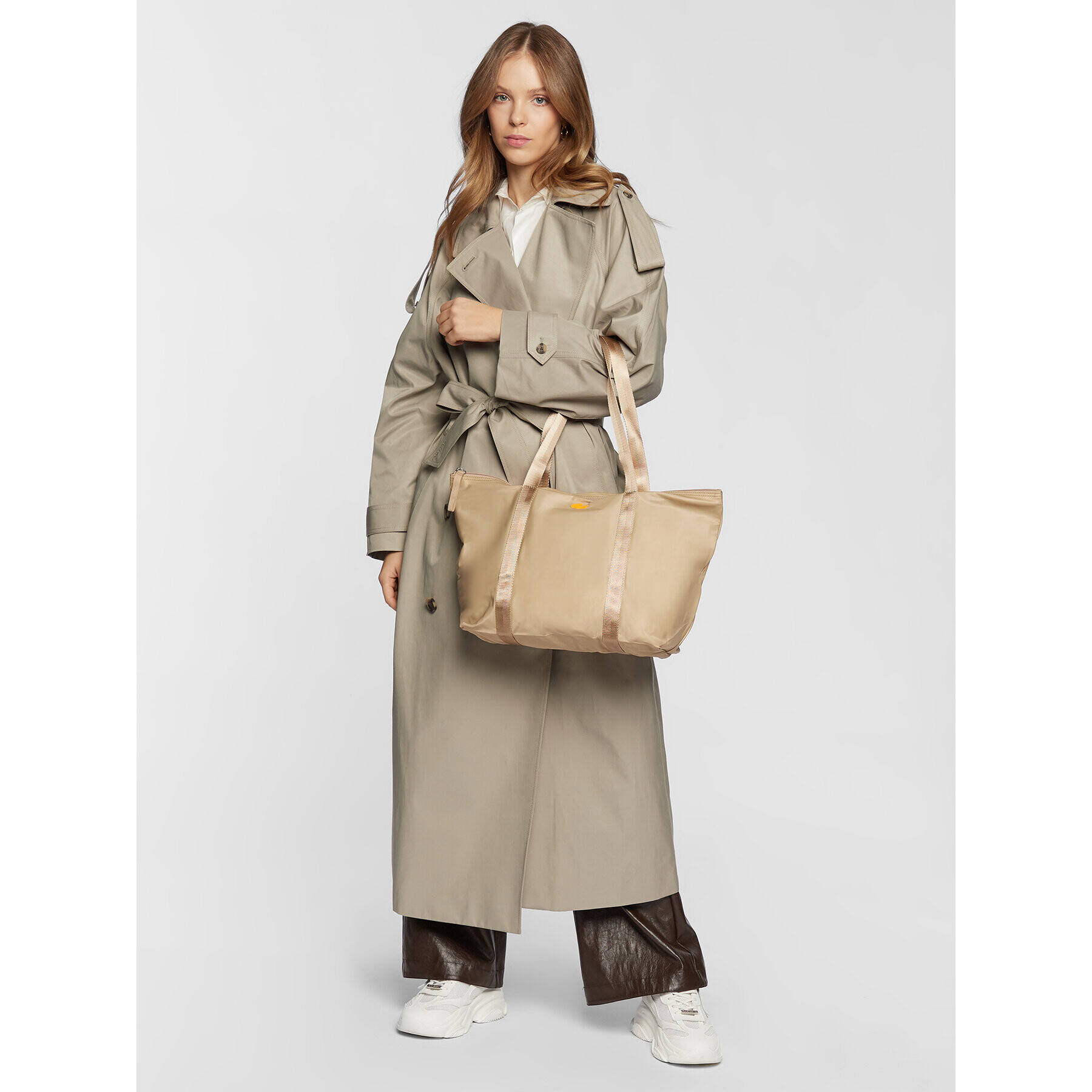 Lacoste Дамска чанта NF3618YA Кафяв - Pepit.bg