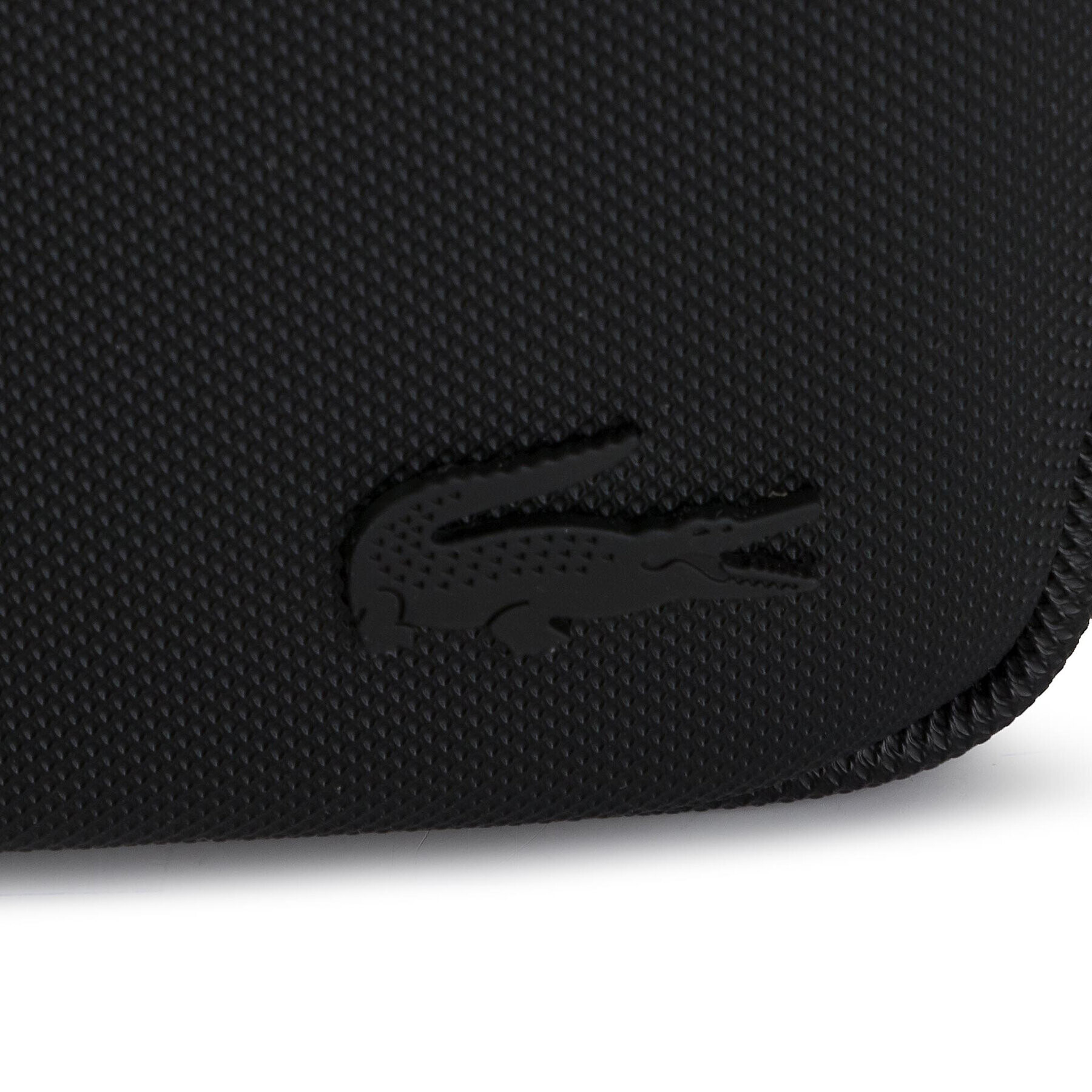 Lacoste Мъжка чантичка Slim Vertical Camera Bag NH2340HC Черен - Pepit.bg