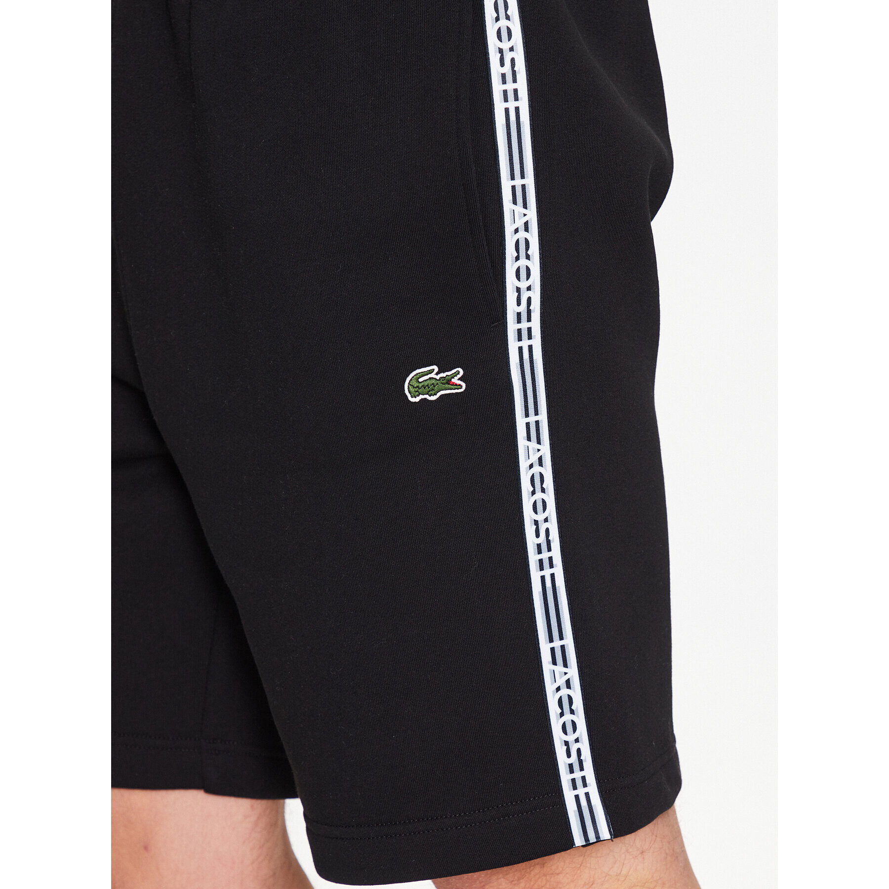 Lacoste Спортни шорти GH5074 Черен Regular Fit - Pepit.bg