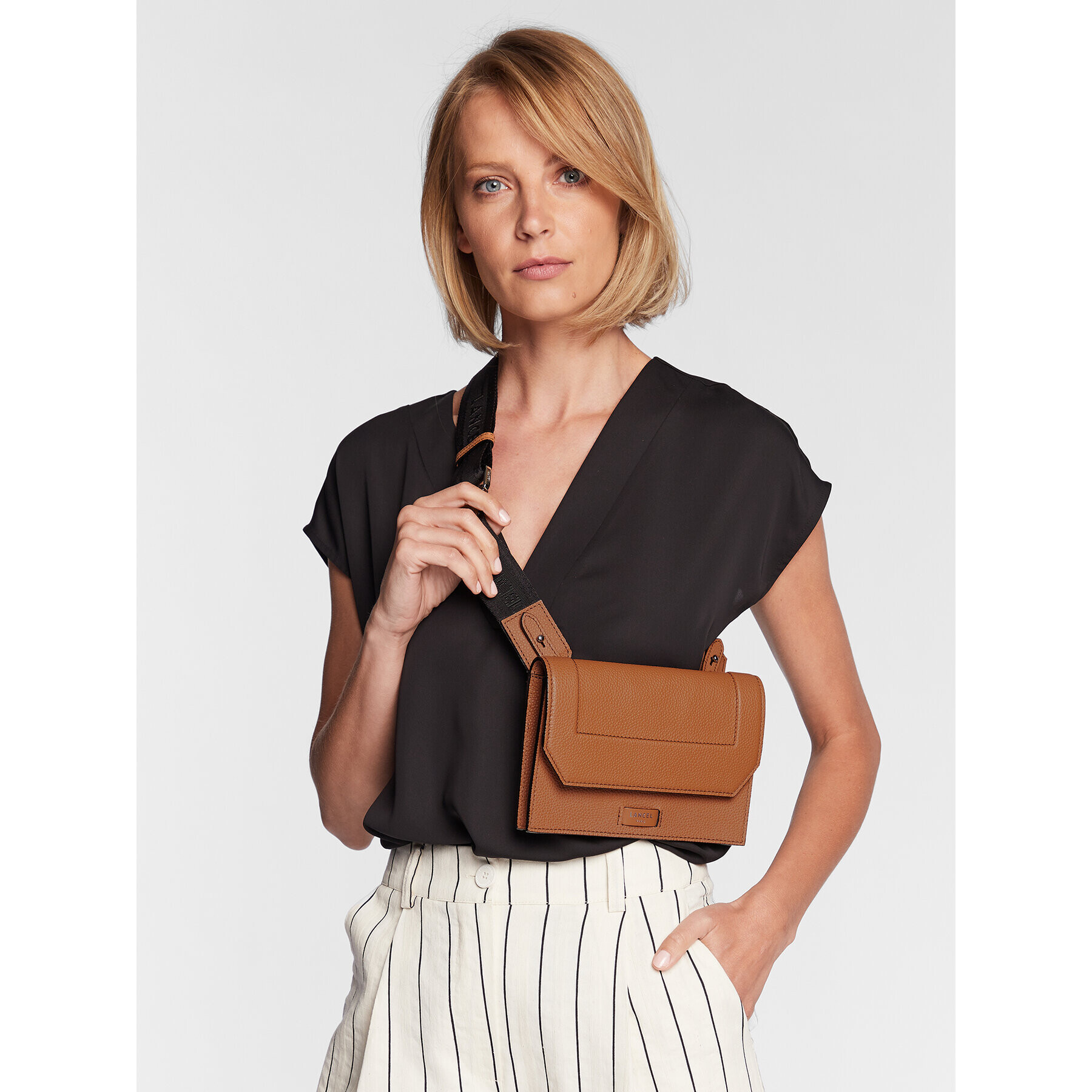 Lancel Дамска чанта Mini Nomad Crossbo A1209120TU Кафяв - Pepit.bg