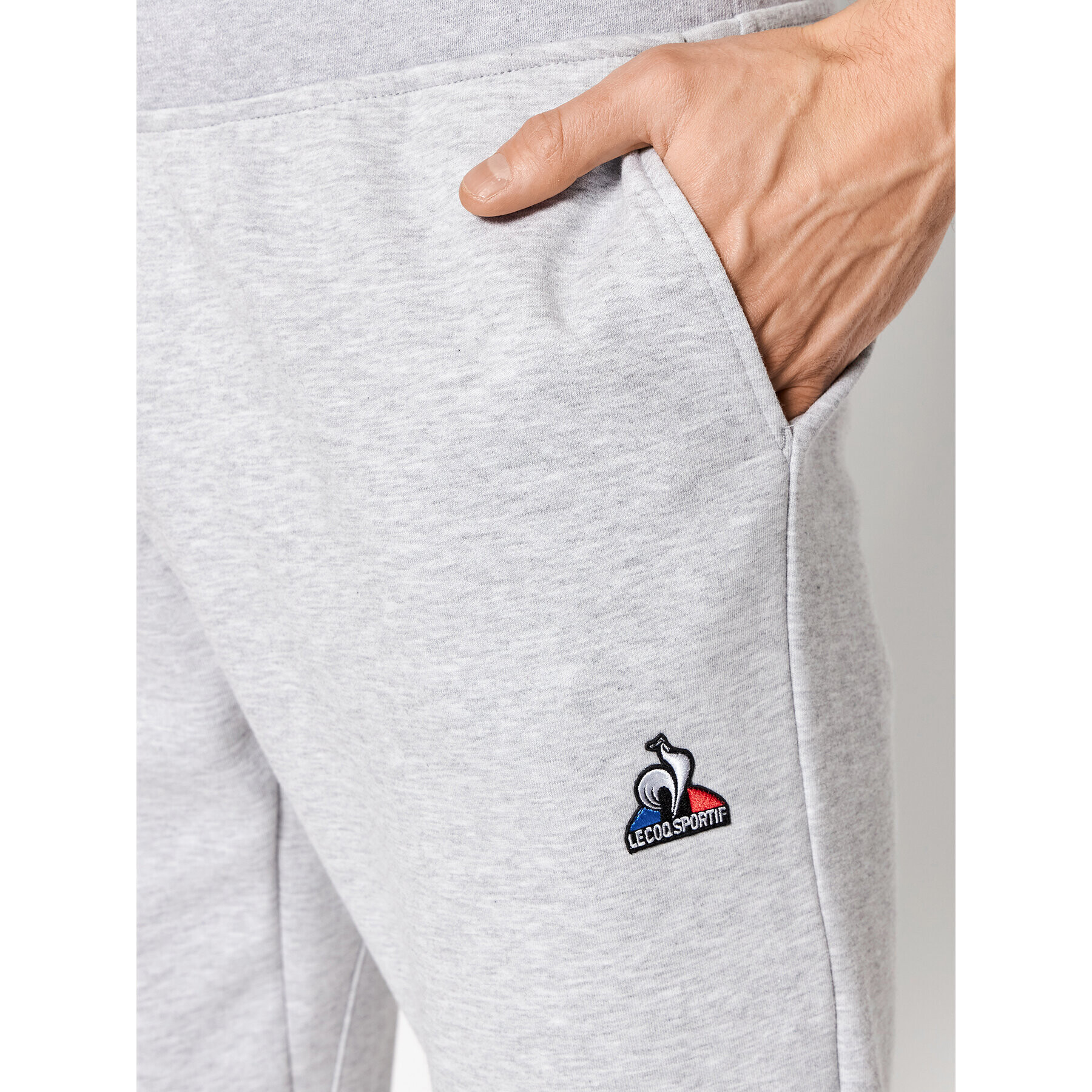 Le Coq Sportif Долнище анцуг 2120409 Сив Regular Fit - Pepit.bg