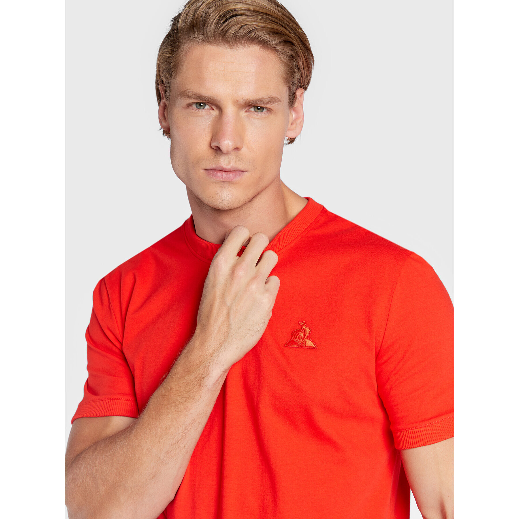 Le Coq Sportif Тишърт 2210828 Червен Regular Fit - Pepit.bg