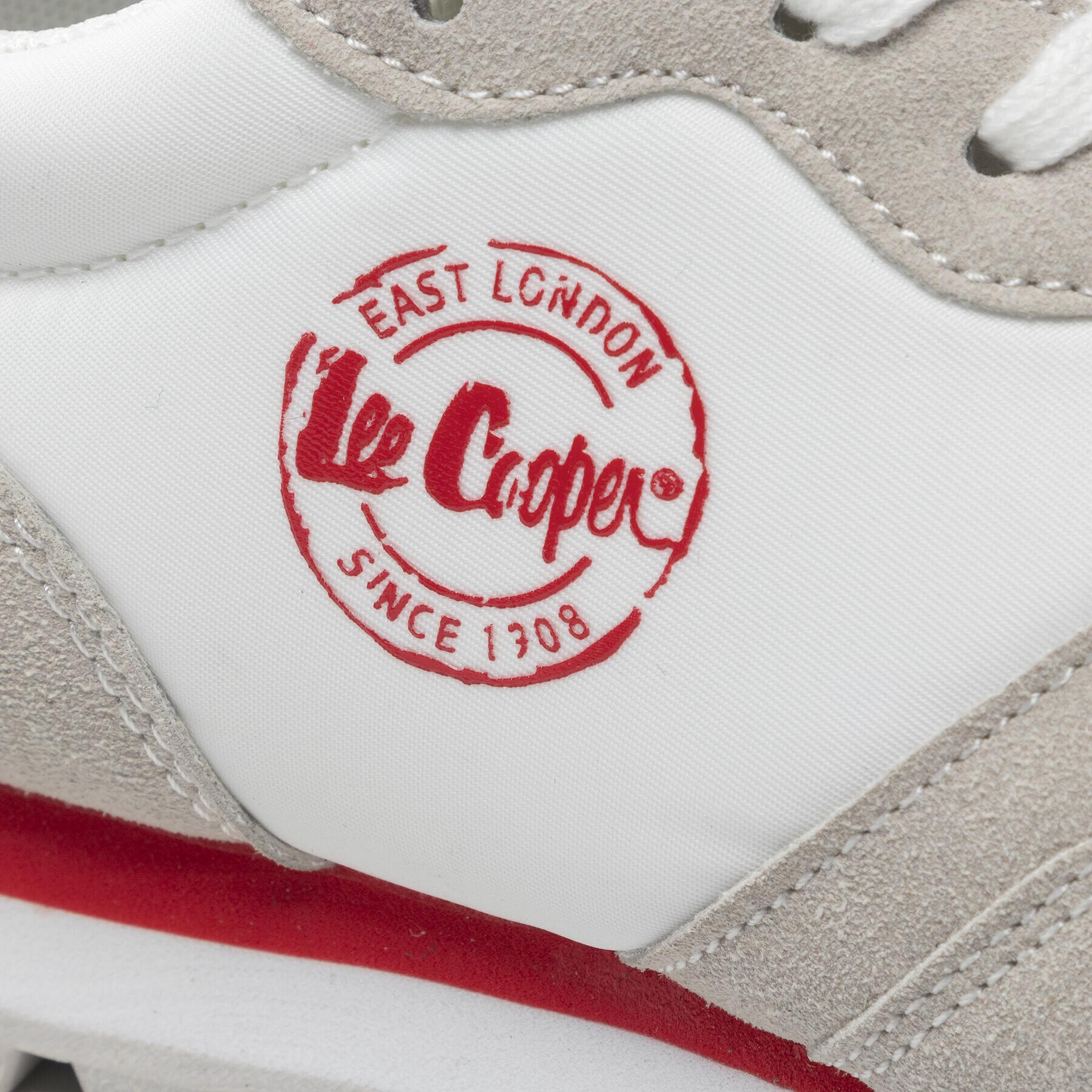 Lee Cooper Сникърси LCW-22-31-0848LA Бял - Pepit.bg