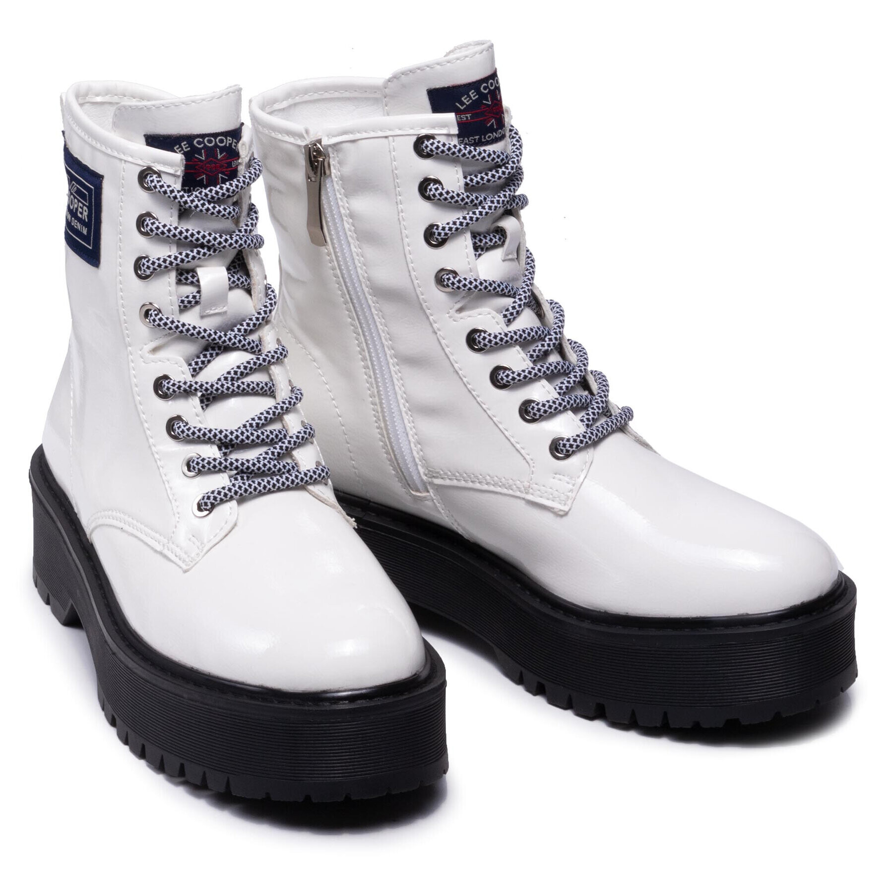 Lee Cooper Туристически oбувки LCJ-21-47-0666LA Бял - Pepit.bg