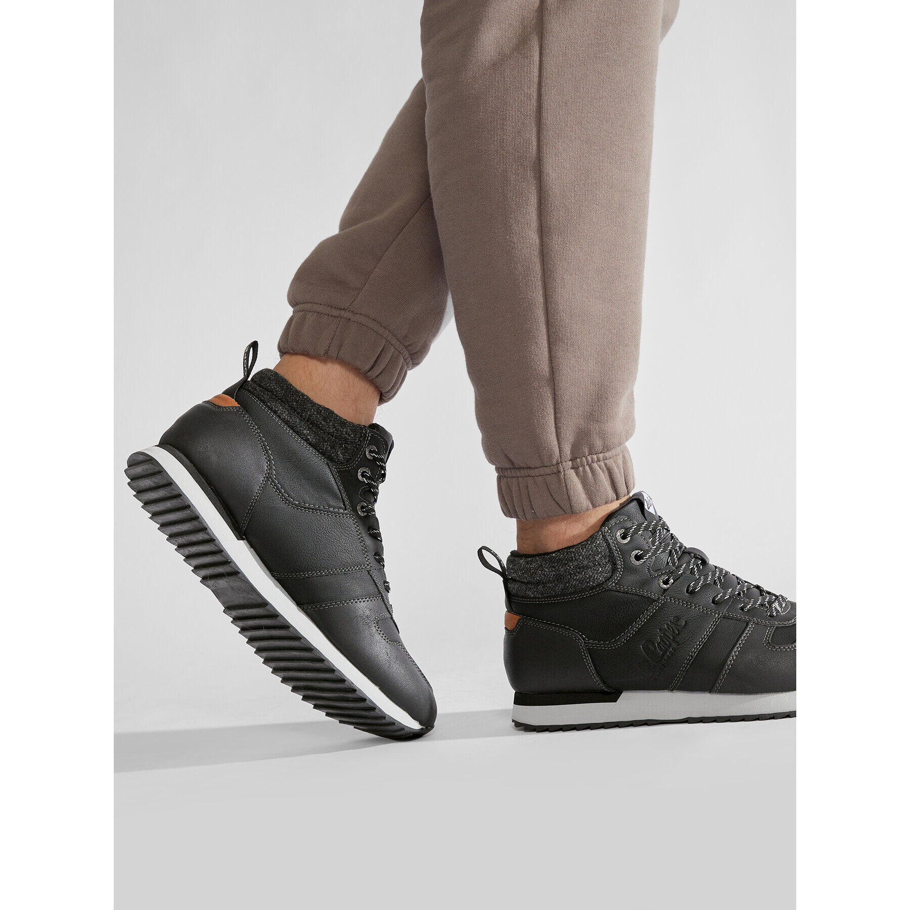 Lee Cooper Зимни обувки LCJ-22-31-1460M Черен - Pepit.bg