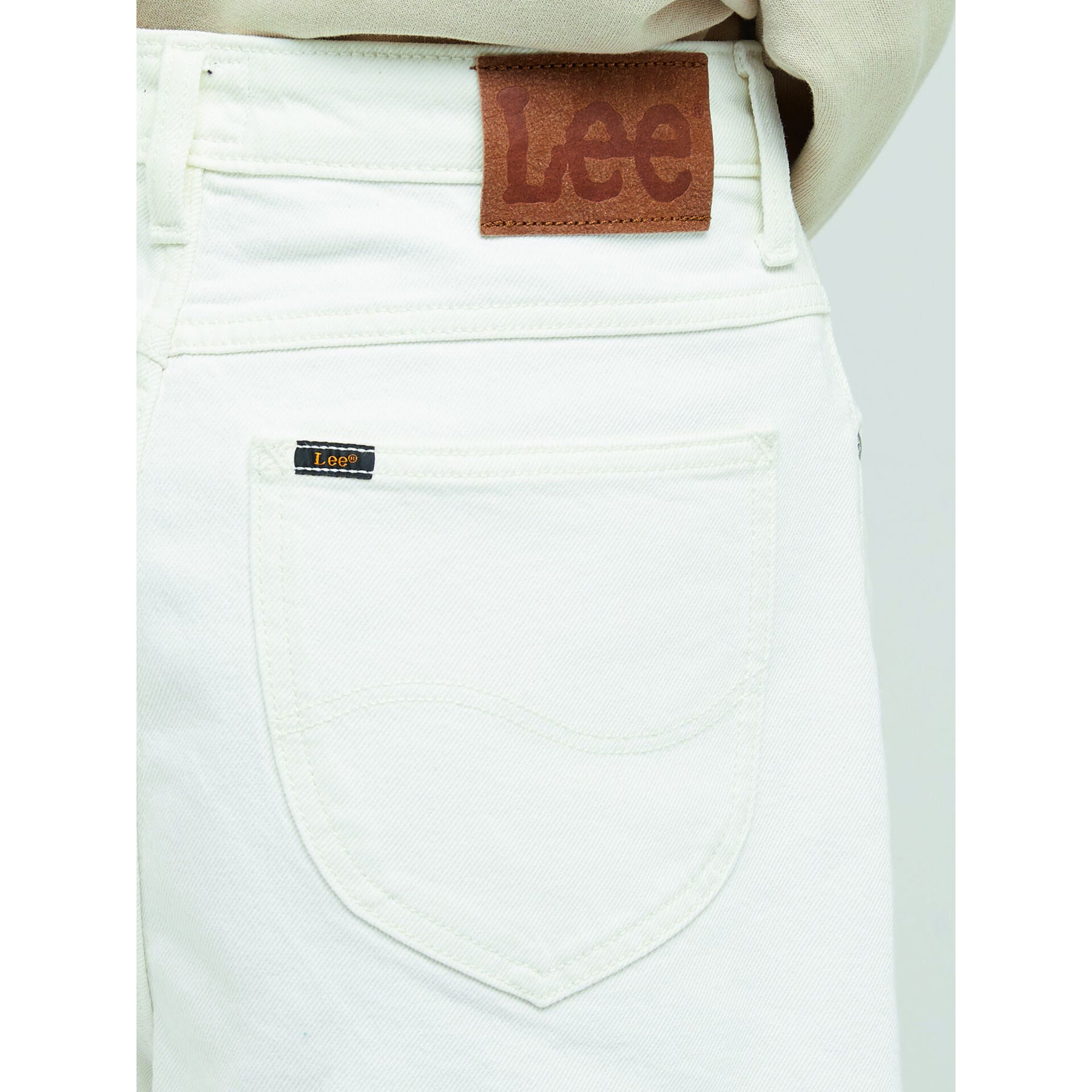 Lee Дънкови шорти Stella L37EGVA60 Екрю Regular Fit - Pepit.bg