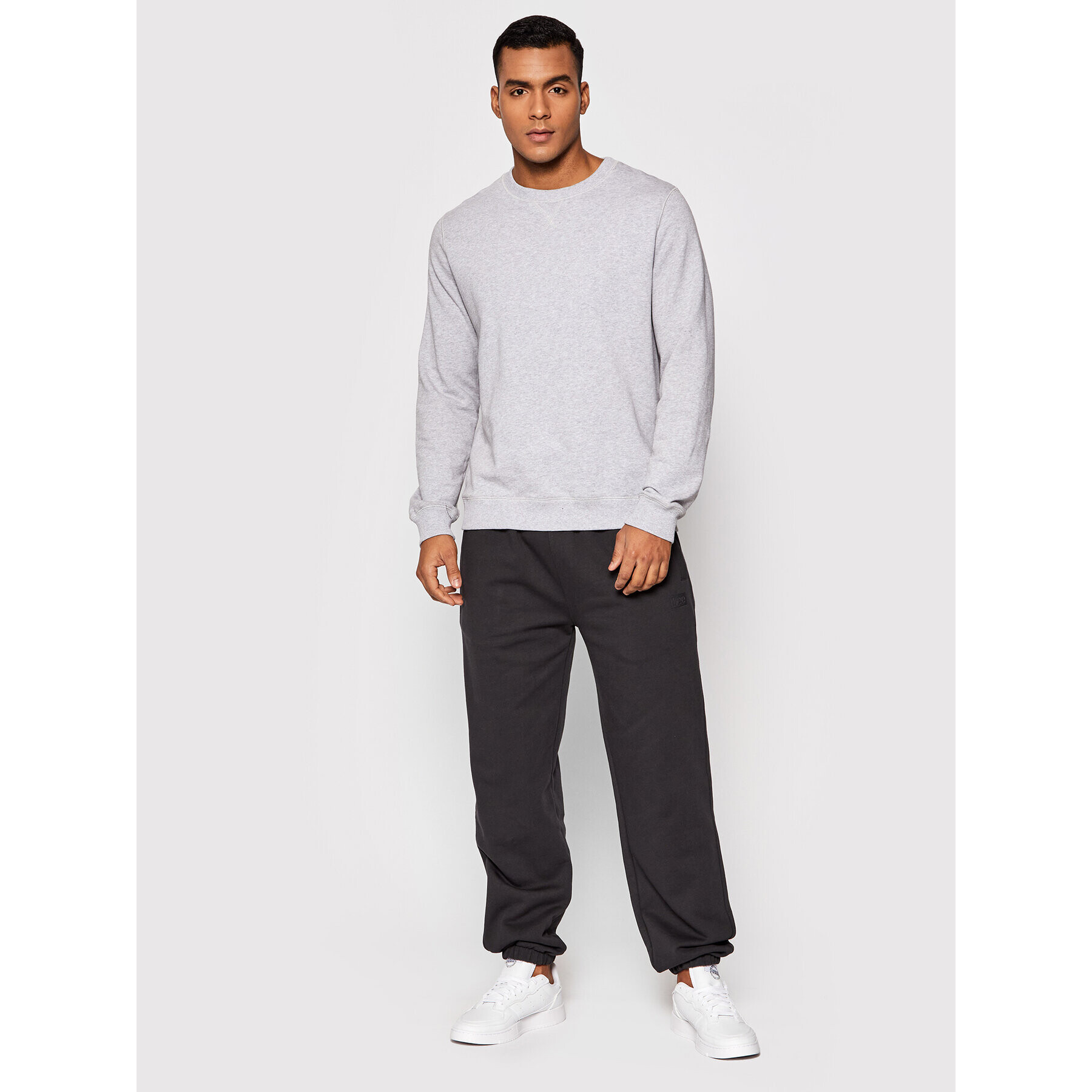 Lee Долнище анцуг L74JPTON Черен Relaxed Fit - Pepit.bg