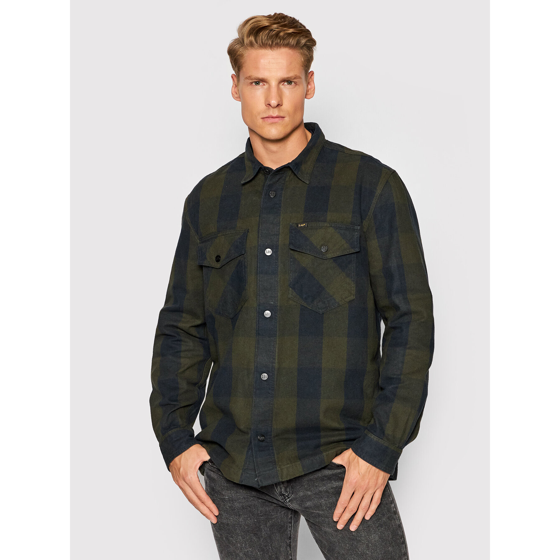 Lee Преходно яке Overshirt L66EMOOJ Зелен Relaxed Fit - Pepit.bg