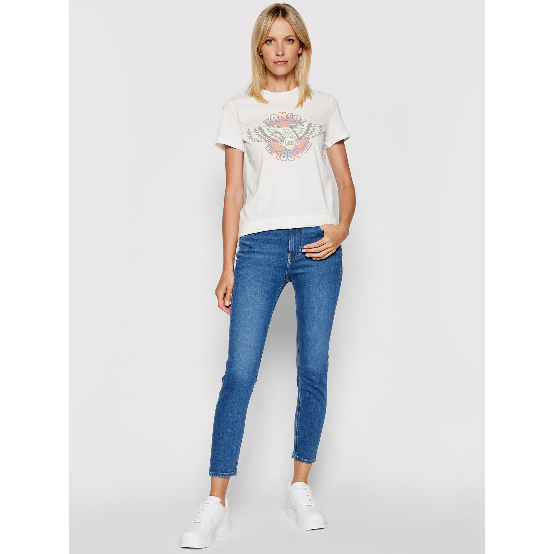 Lee Тишърт Logo L44NEHNQ Бял Slim Fit - Pepit.bg