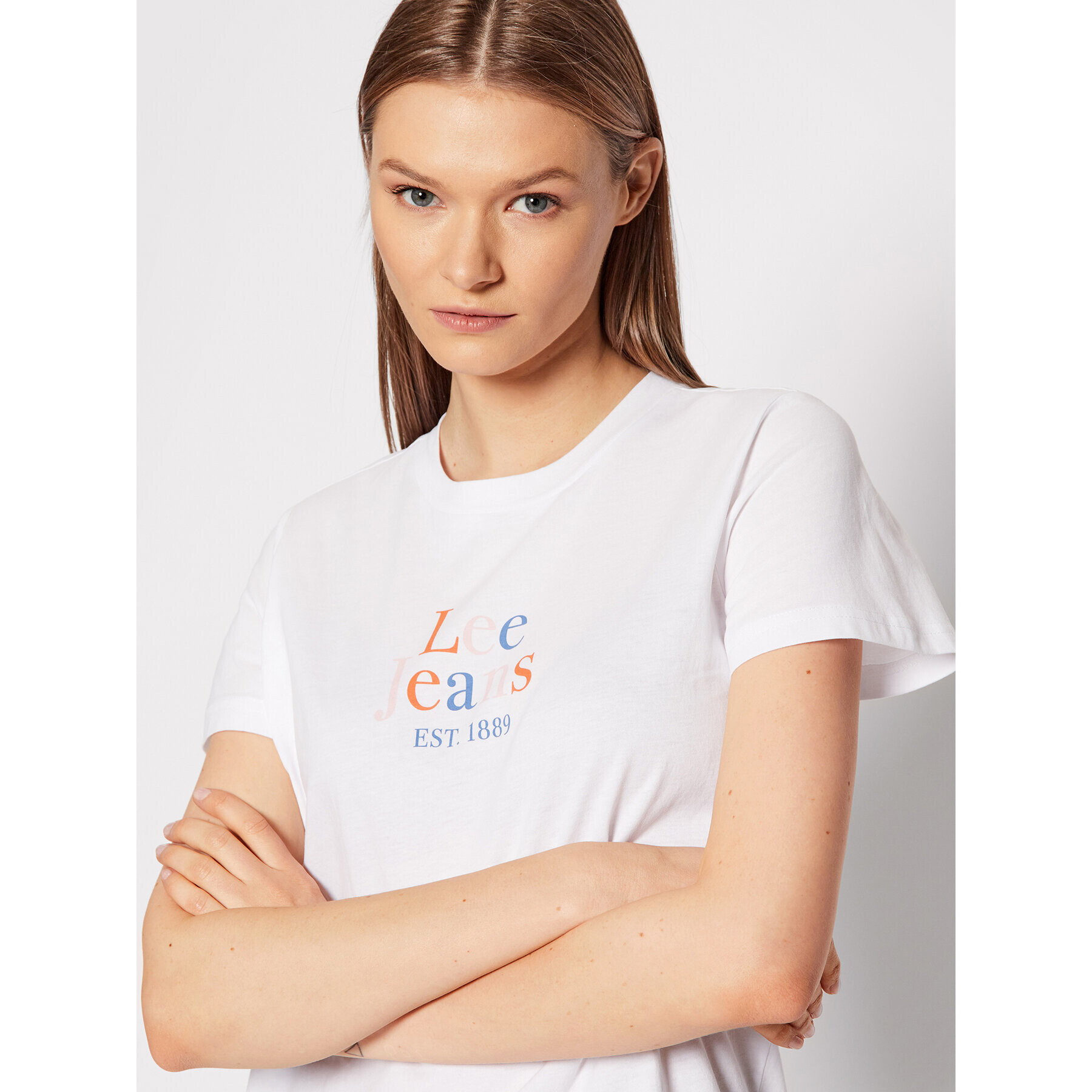 Lee Тишърт Seasonal Logo L41GYG12 Бял Regular Fit - Pepit.bg