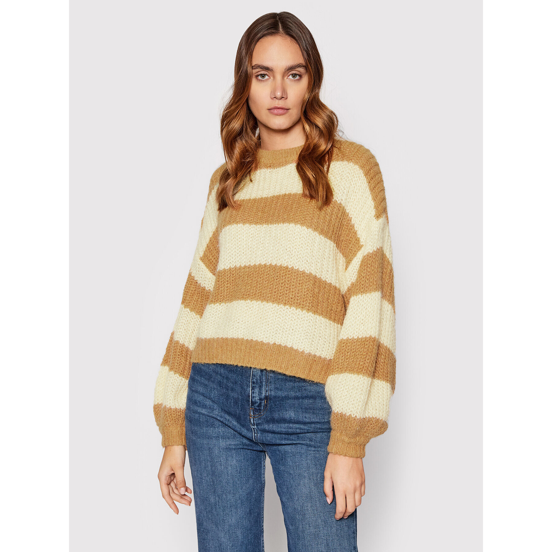 Levi's® Пуловер Persimmon A1581-0001 Бежов Relaxed Fit - Pepit.bg