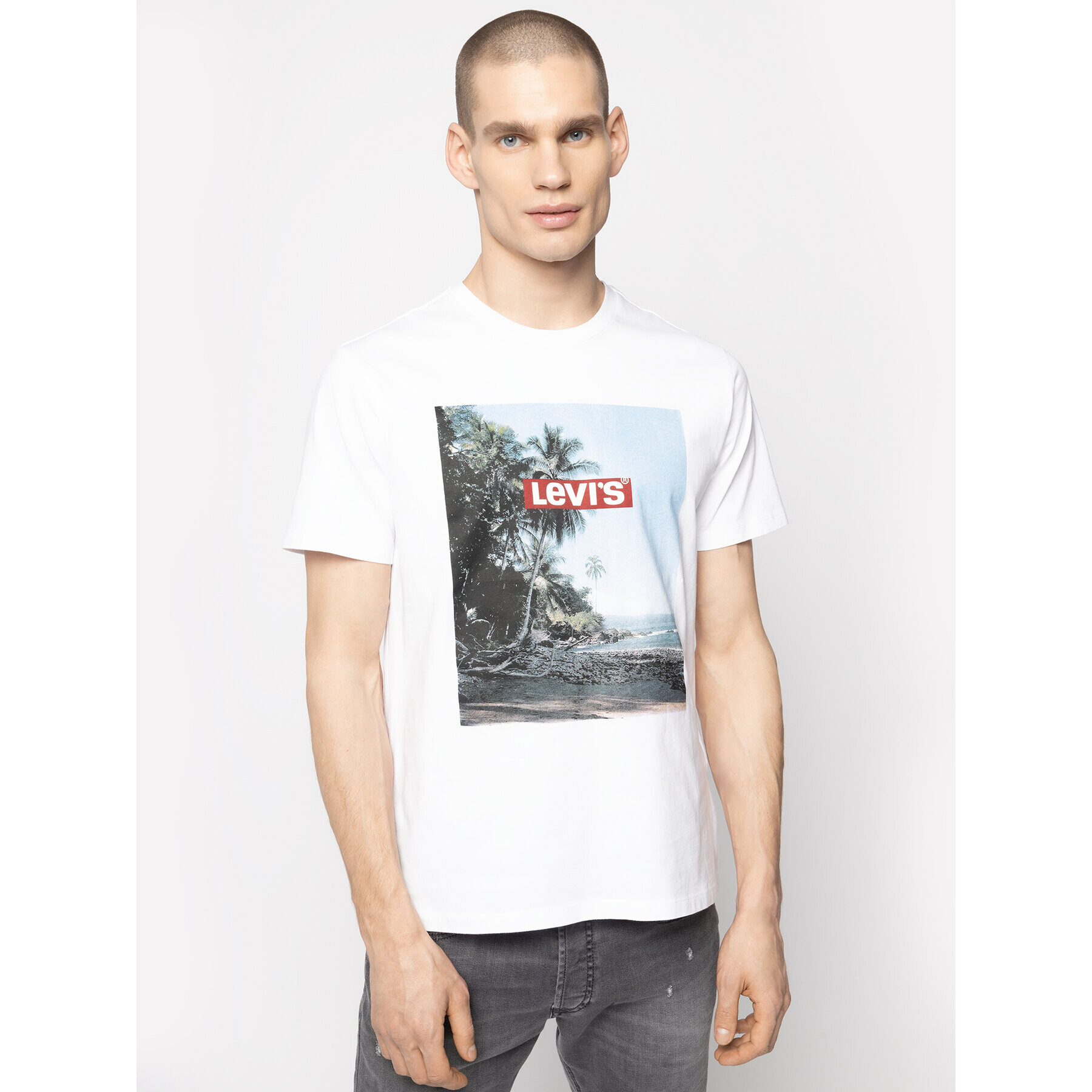 Levi's® Тишърт Graphic Tee 22491-0639 Бял Regular Fit - Pepit.bg