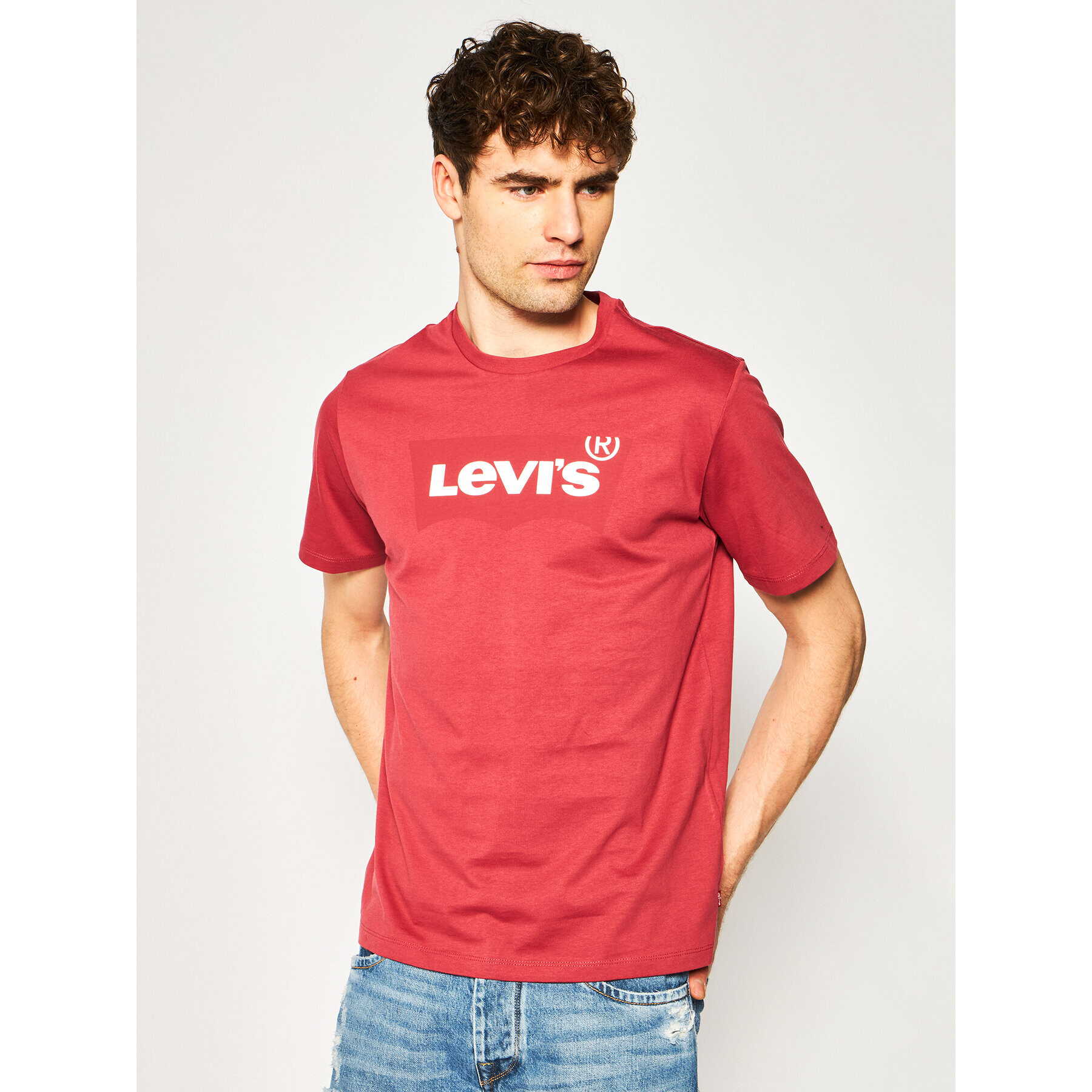 Levi's® Тишърт Housemark Graphic Tee 22489-0276 Червен Regular Fit - Pepit.bg