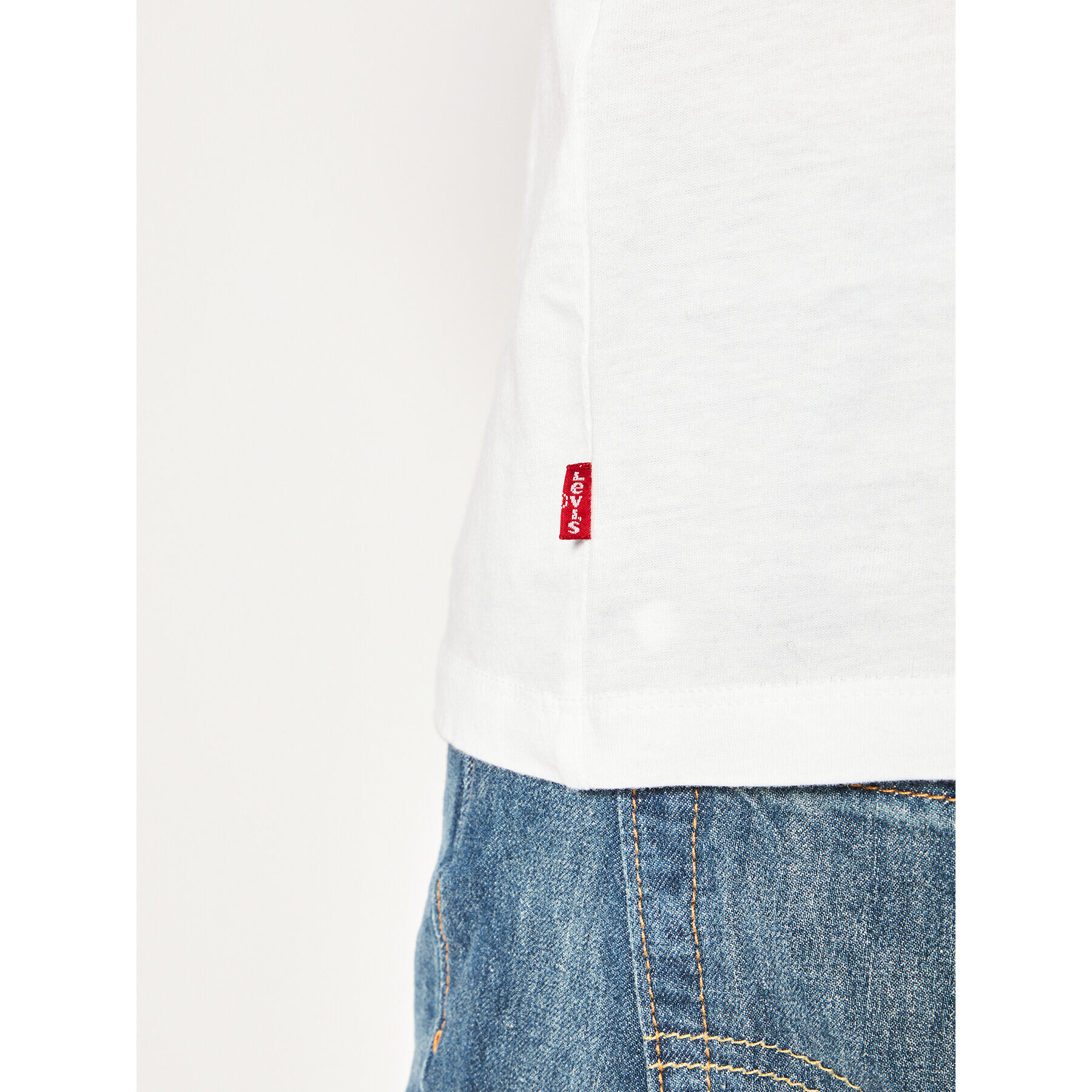 Levi's® Тишърт Sportswear Logo Graphic 39636-0000 Бял Regular Fit - Pepit.bg