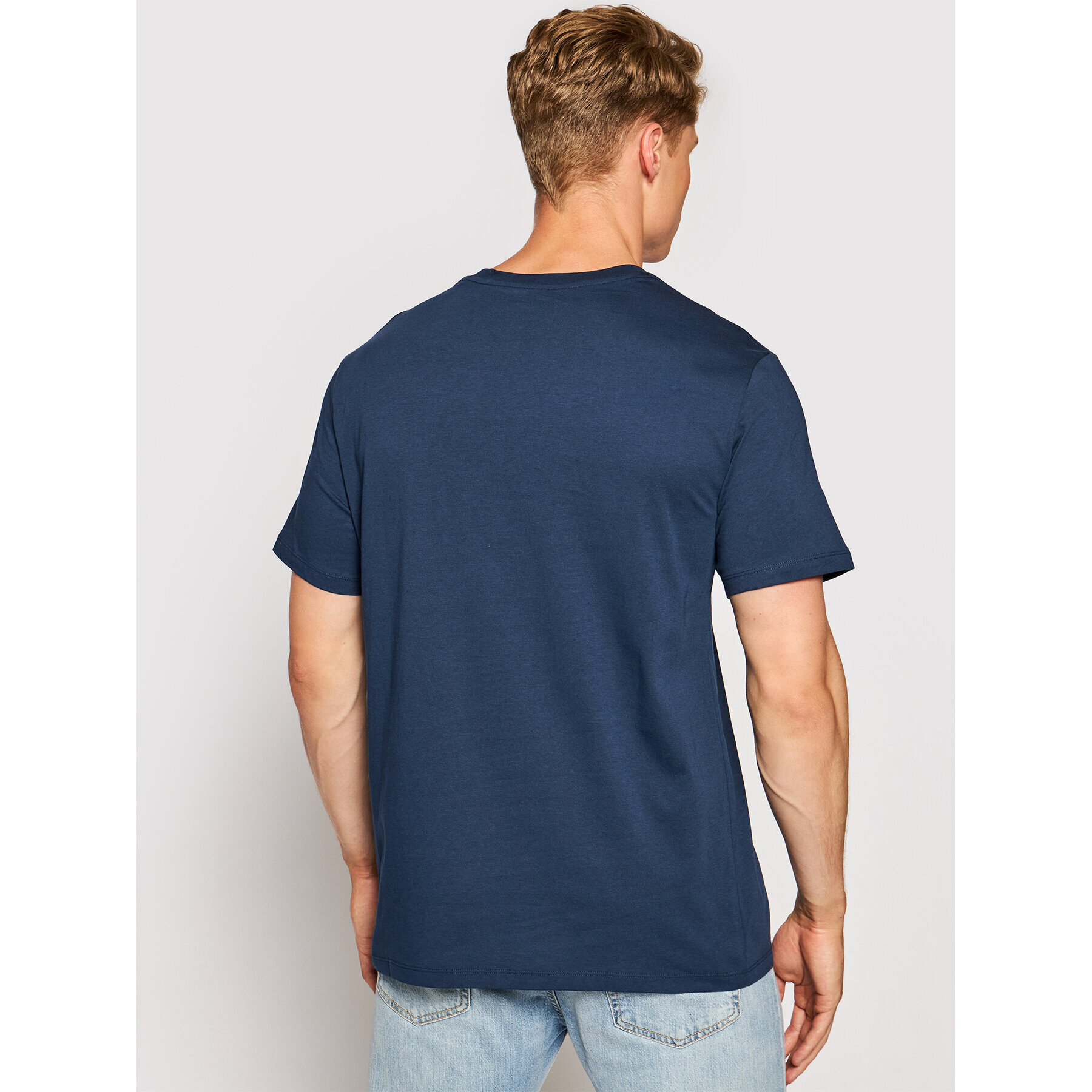 Levi's® Тишърт Unisex Housemark Graphic Tee A2083-0004 Тъмносин Standard Fit - Pepit.bg