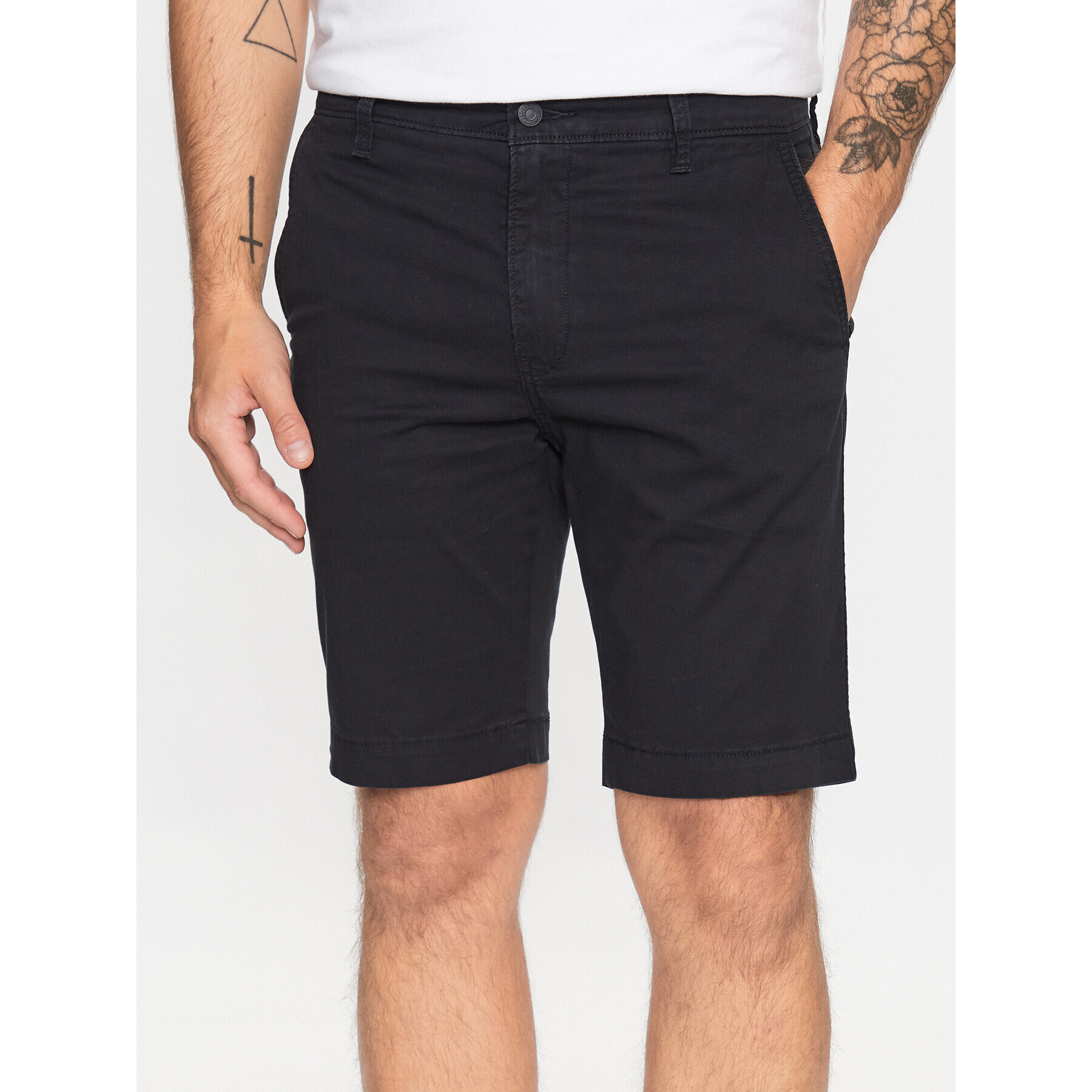 Levi's® Шорти от плат Xx Chino 172020003 Черен Regular Fit - Pepit.bg