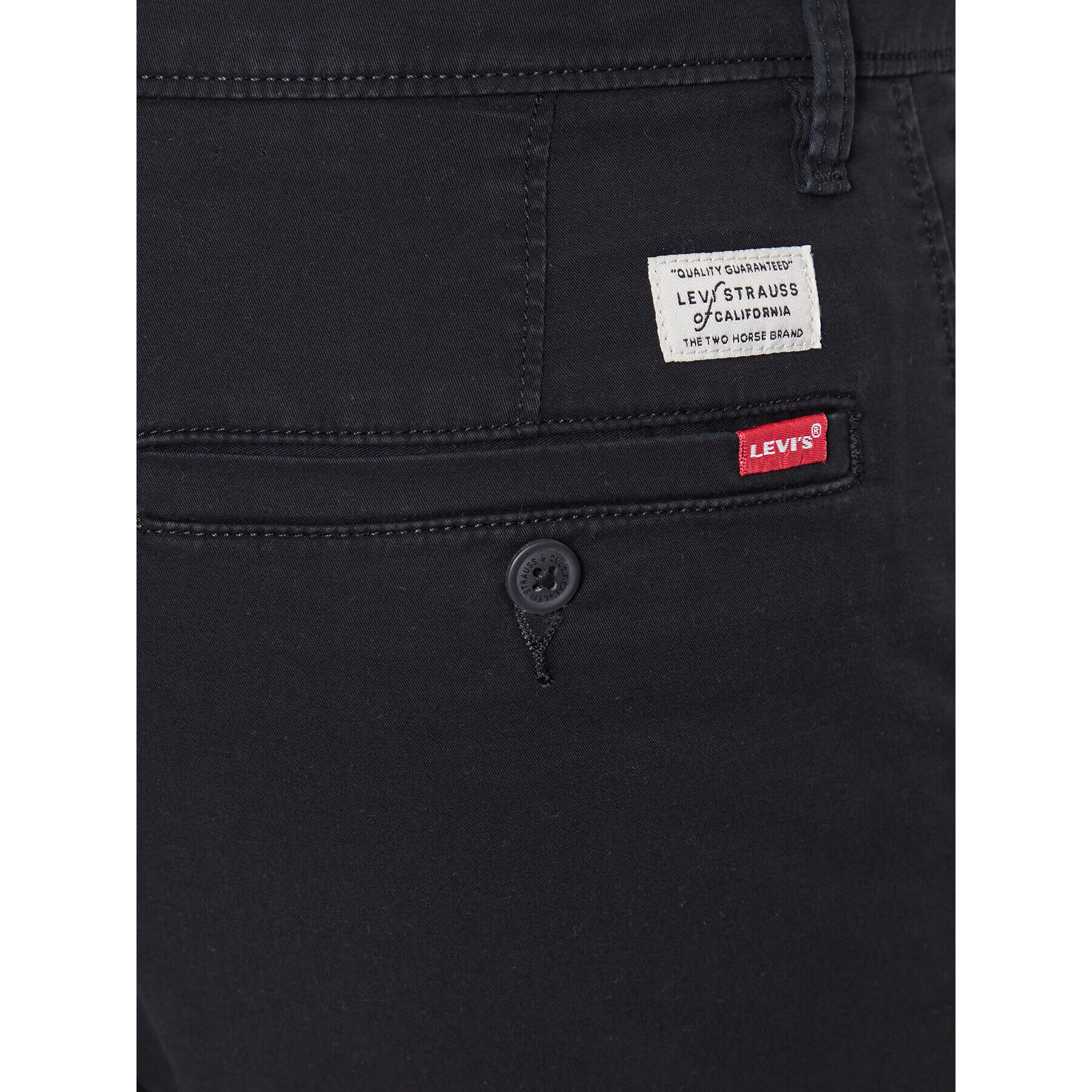 Levi's® Шорти от плат Xx Chino 172020003 Черен Regular Fit - Pepit.bg