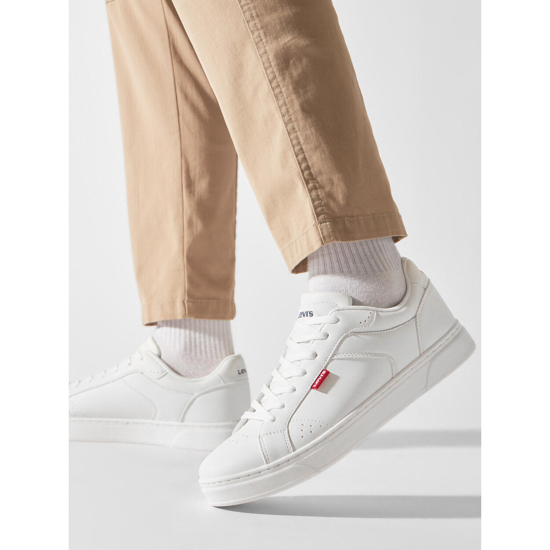 Levi's® Сникърси 235438-794 Бял - Pepit.bg