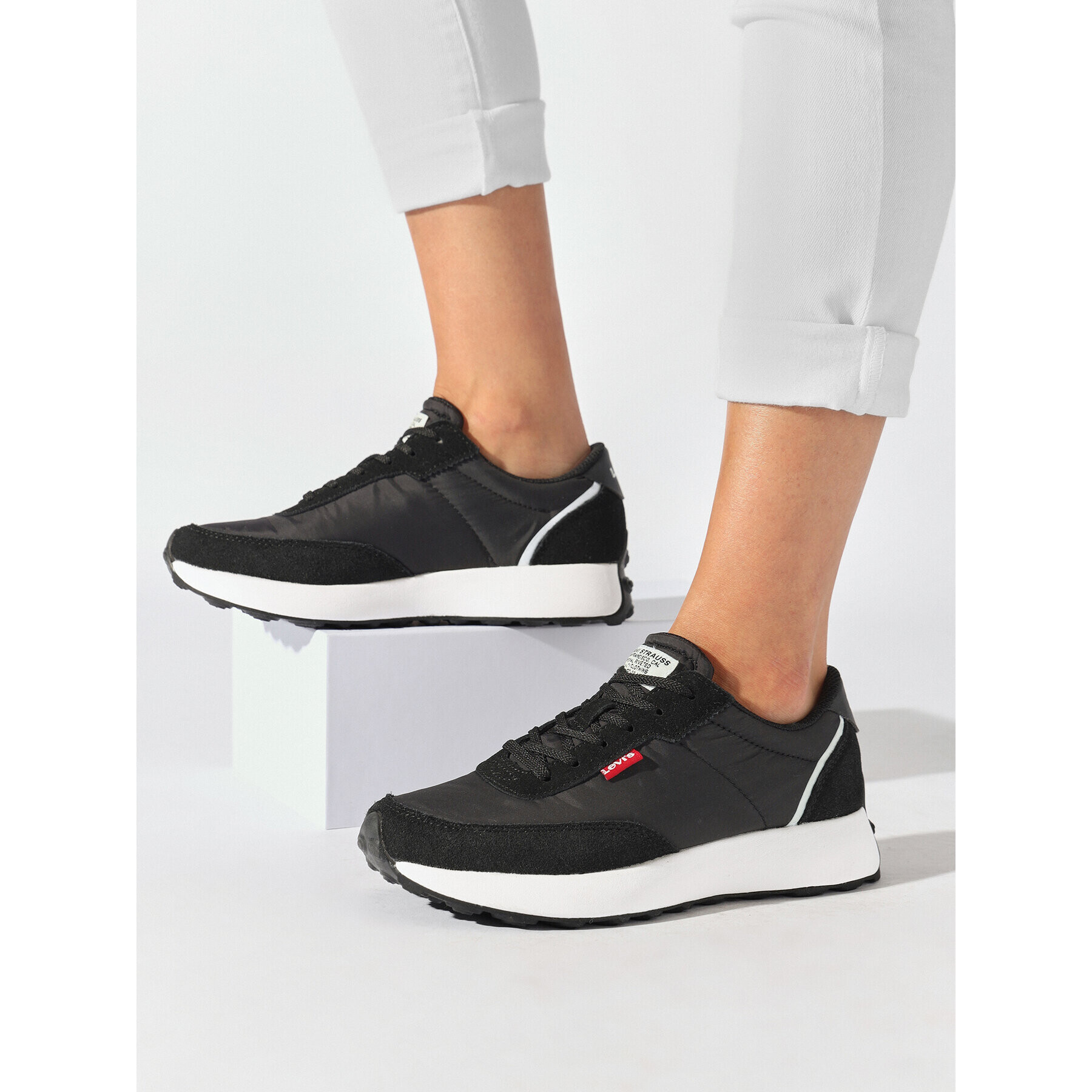 Levi's® Сникърси Levi's Greta S Черен - Pepit.bg