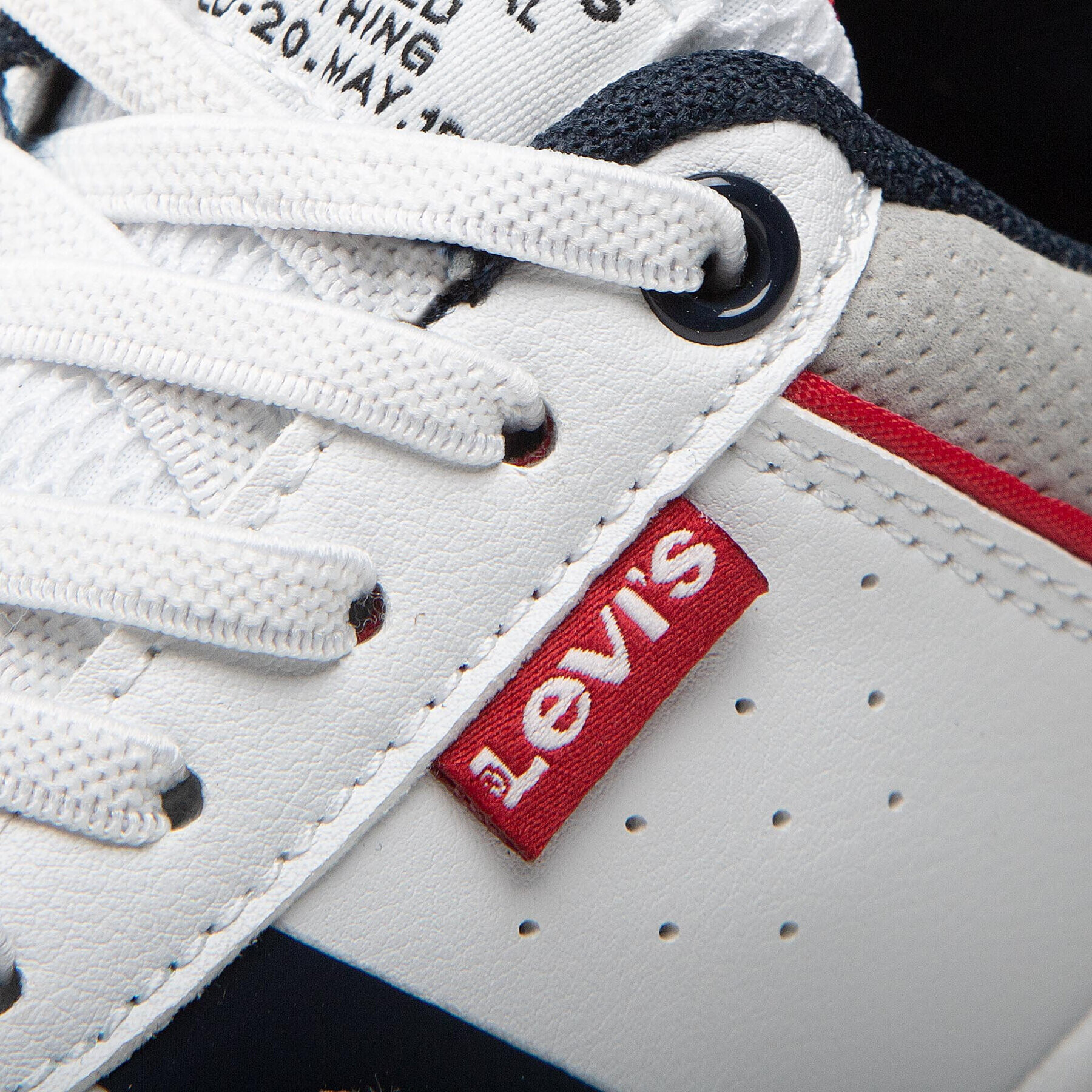 Levi's® Сникърси VNEV0001S Бял - Pepit.bg