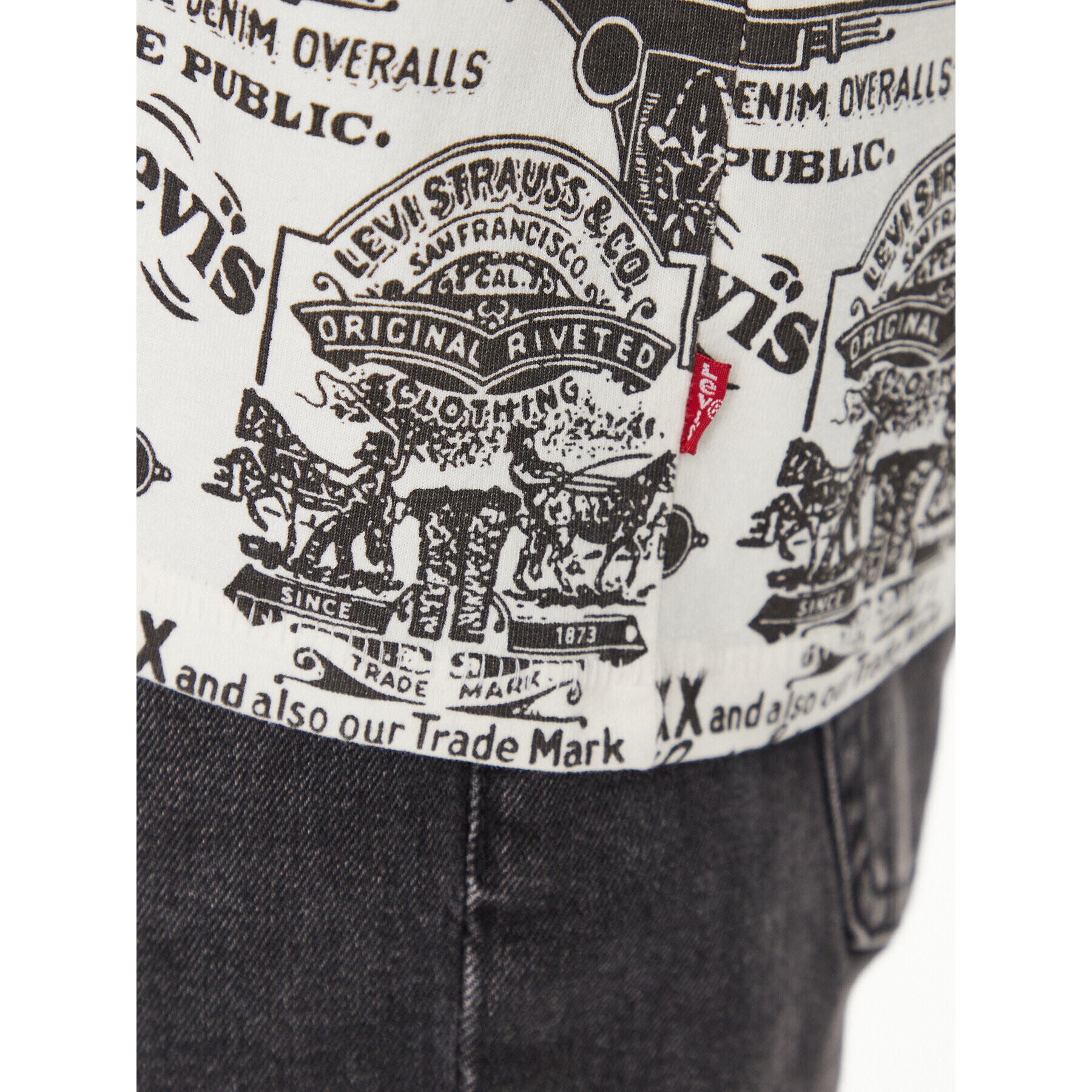 Levi's® Тишърт Red Tab™ Vintage A0637-0059 Бежов Regular Fit - Pepit.bg