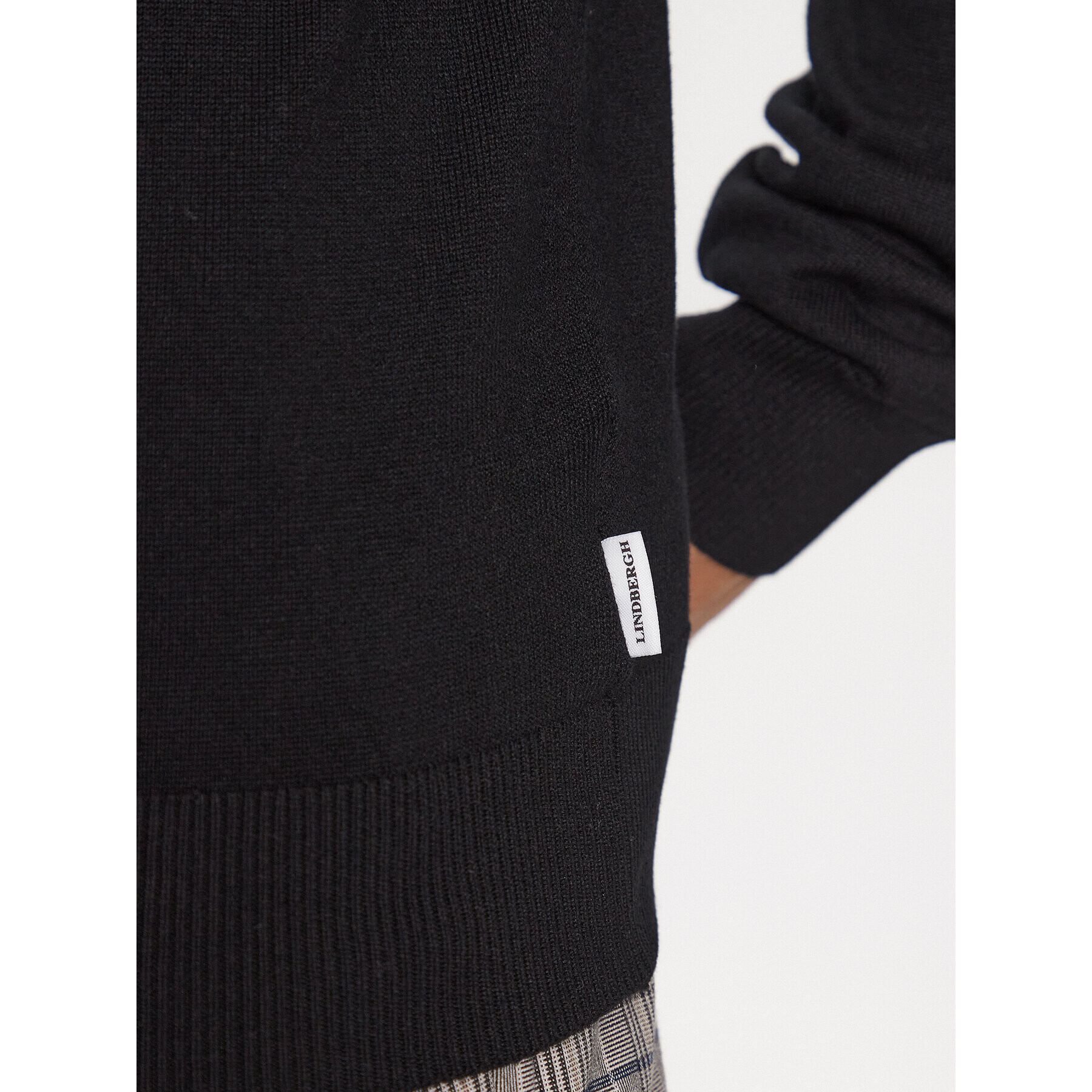 Lindbergh Пуловер 30-80043 Черен Slim Fit - Pepit.bg