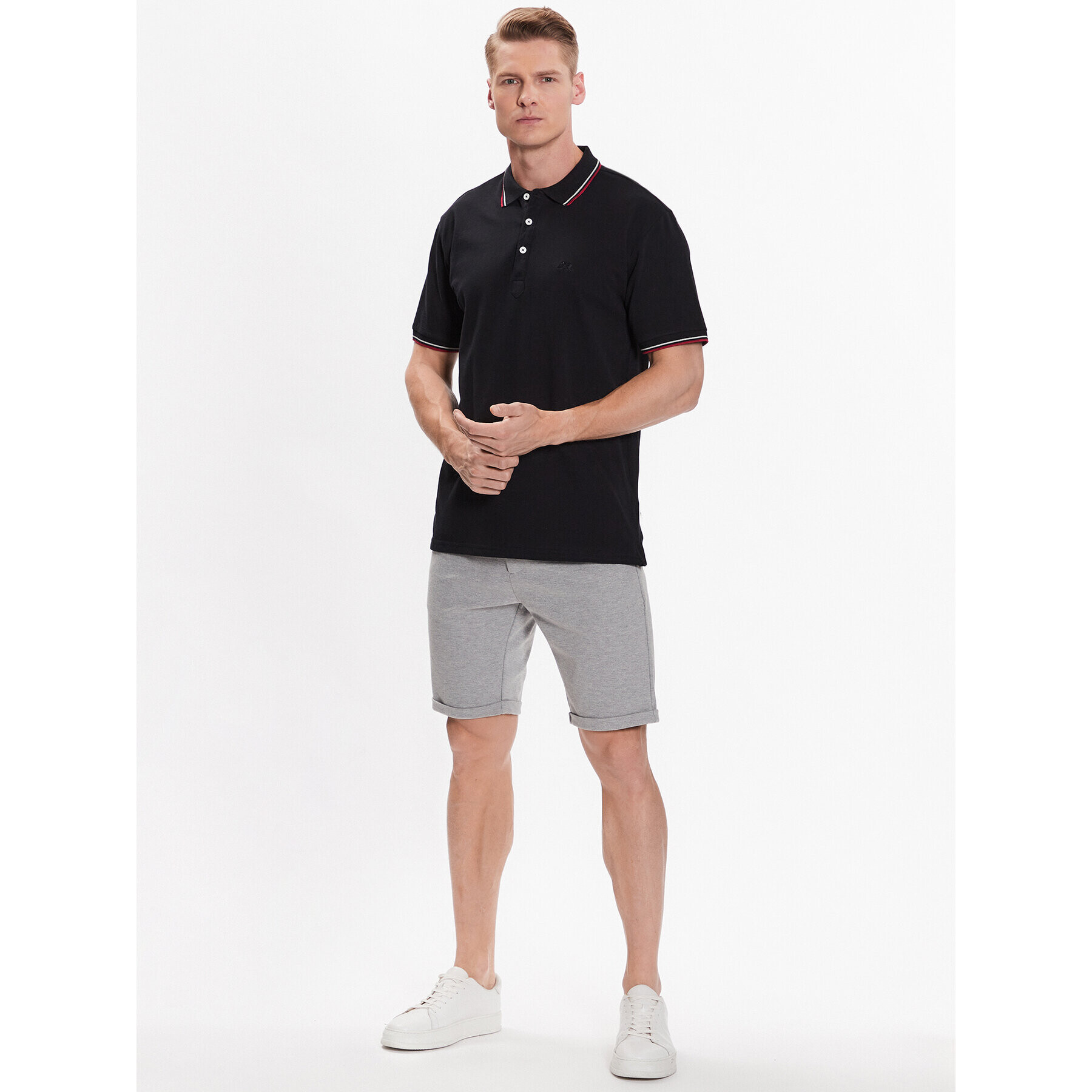 Lindbergh Шорти от плат 30-51024 Сив Regular Fit - Pepit.bg