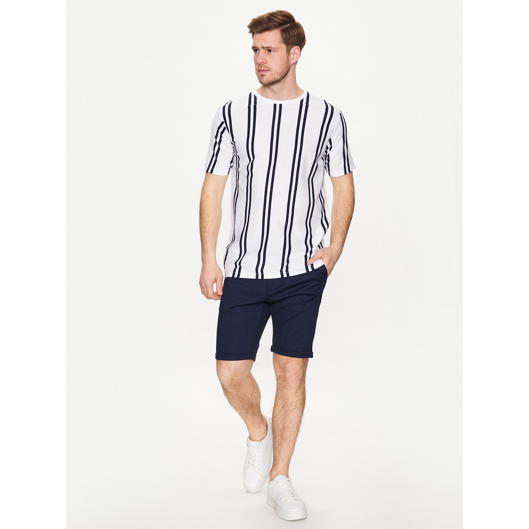 Lindbergh Тишърт 30-400009 Бял Relaxed Fit - Pepit.bg