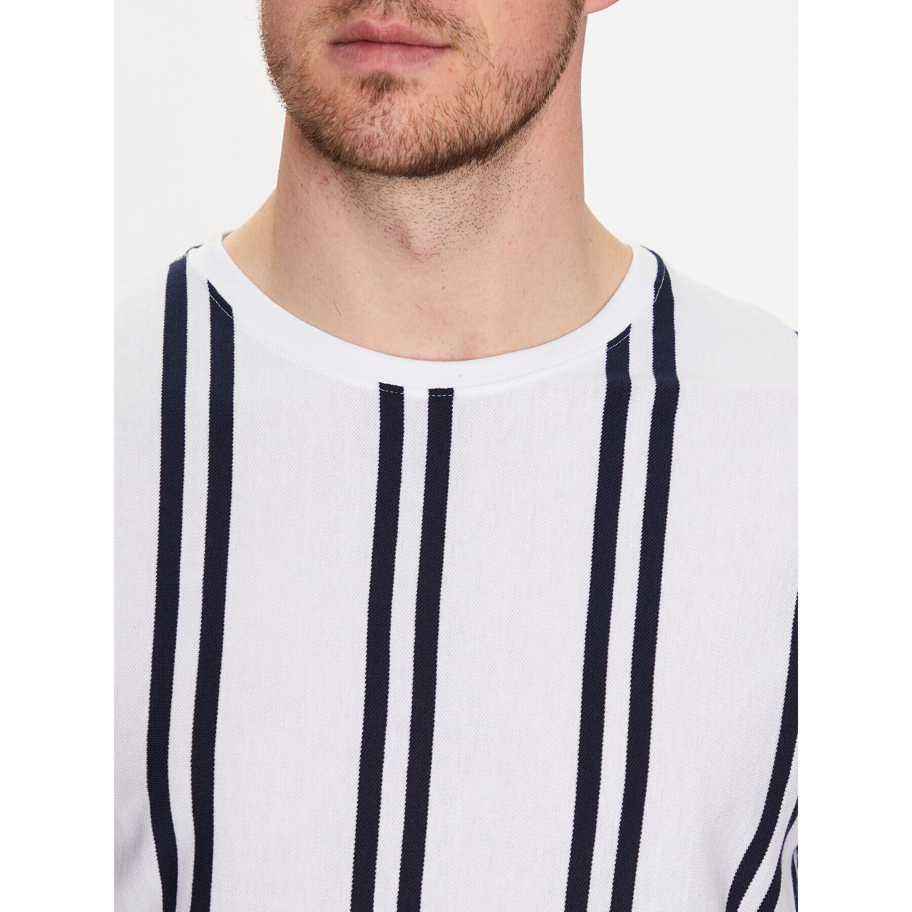 Lindbergh Тишърт 30-400009 Бял Relaxed Fit - Pepit.bg