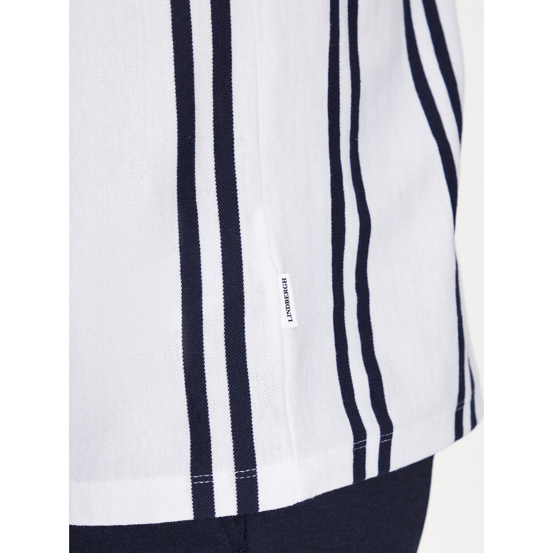 Lindbergh Тишърт 30-400009 Бял Relaxed Fit - Pepit.bg