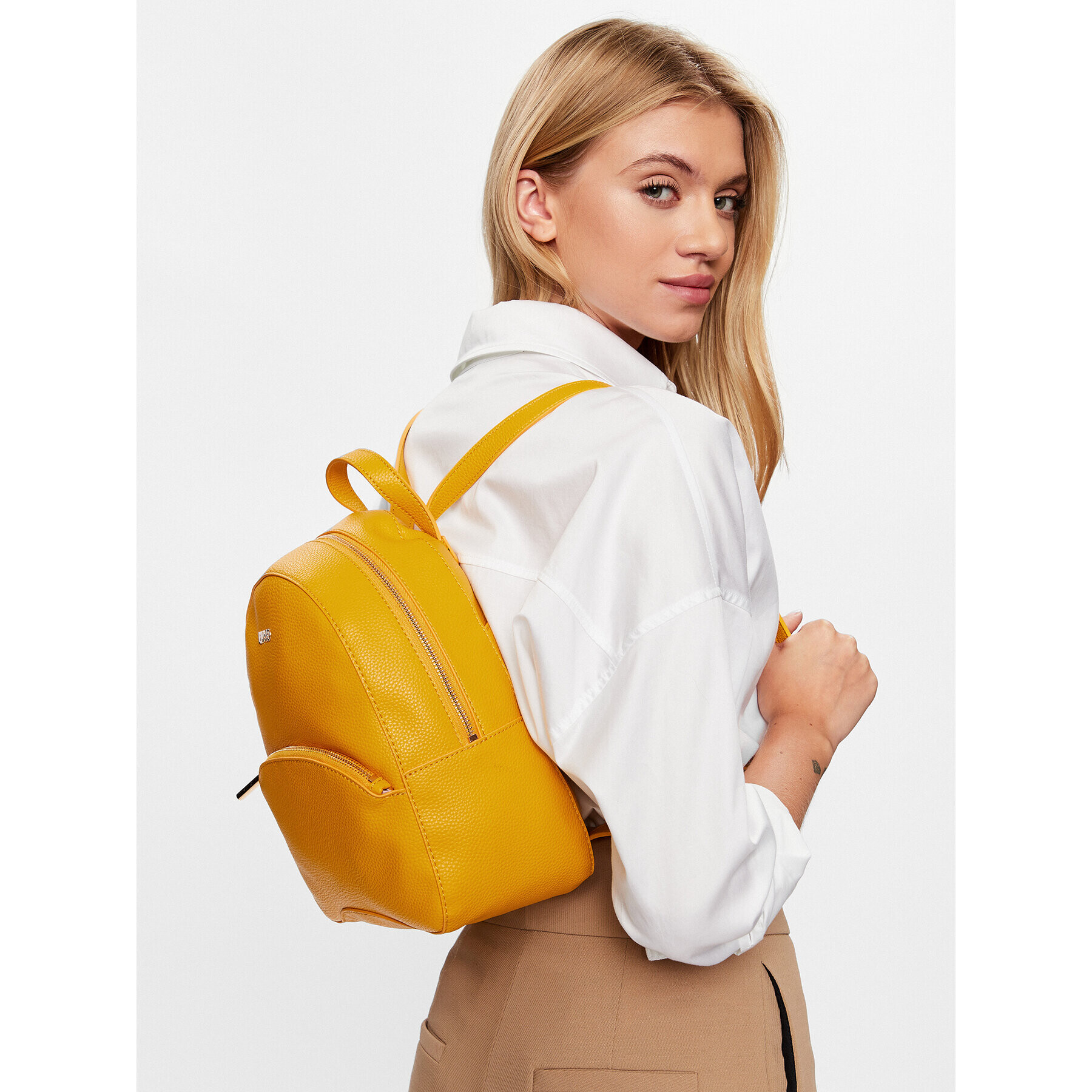 Liu Jo Дамска чанта Ecs M Backpack AA3256 E0086 Жълт - Pepit.bg