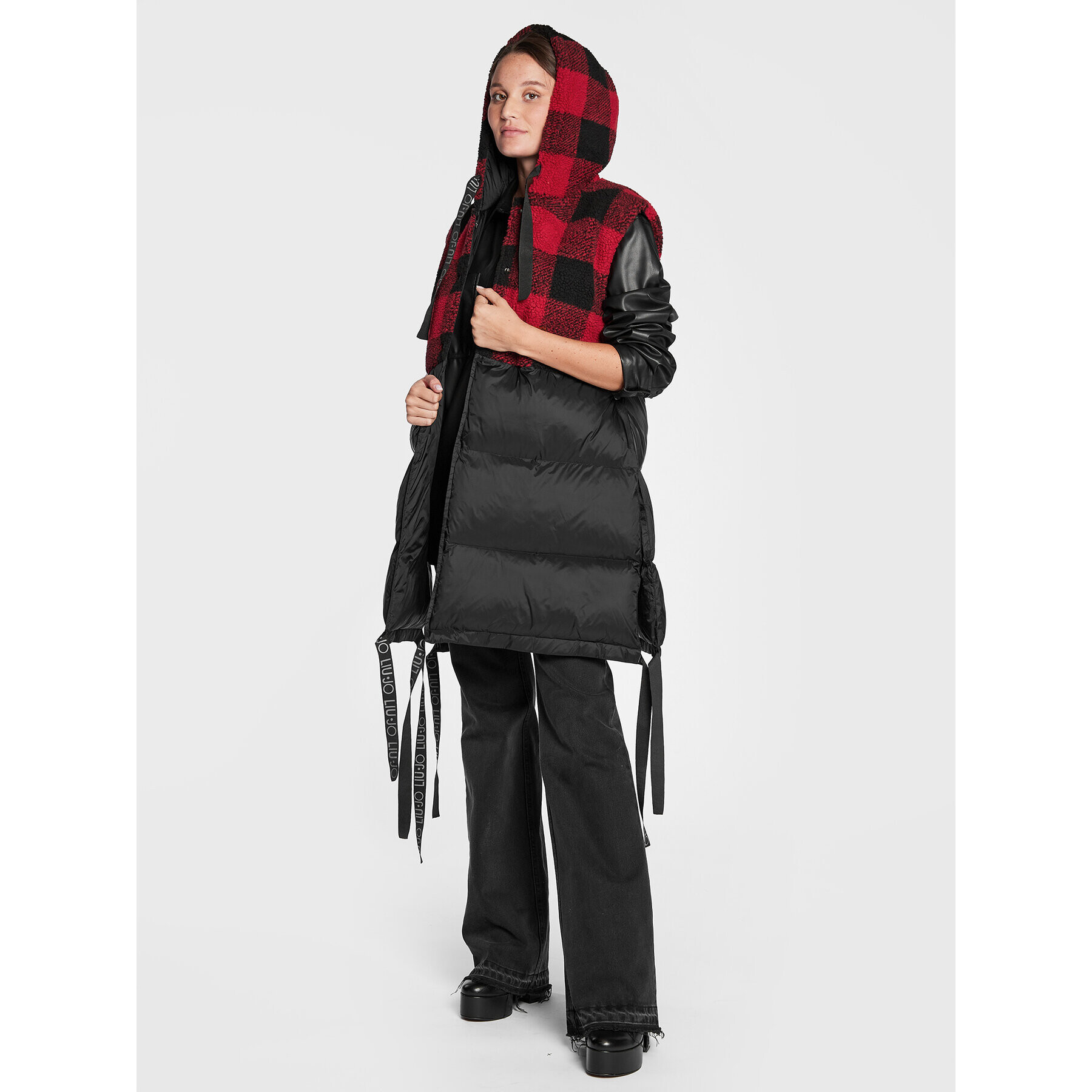 Liu Jo Елек 3F2048 T0300 Черен Regular Fit - Pepit.bg