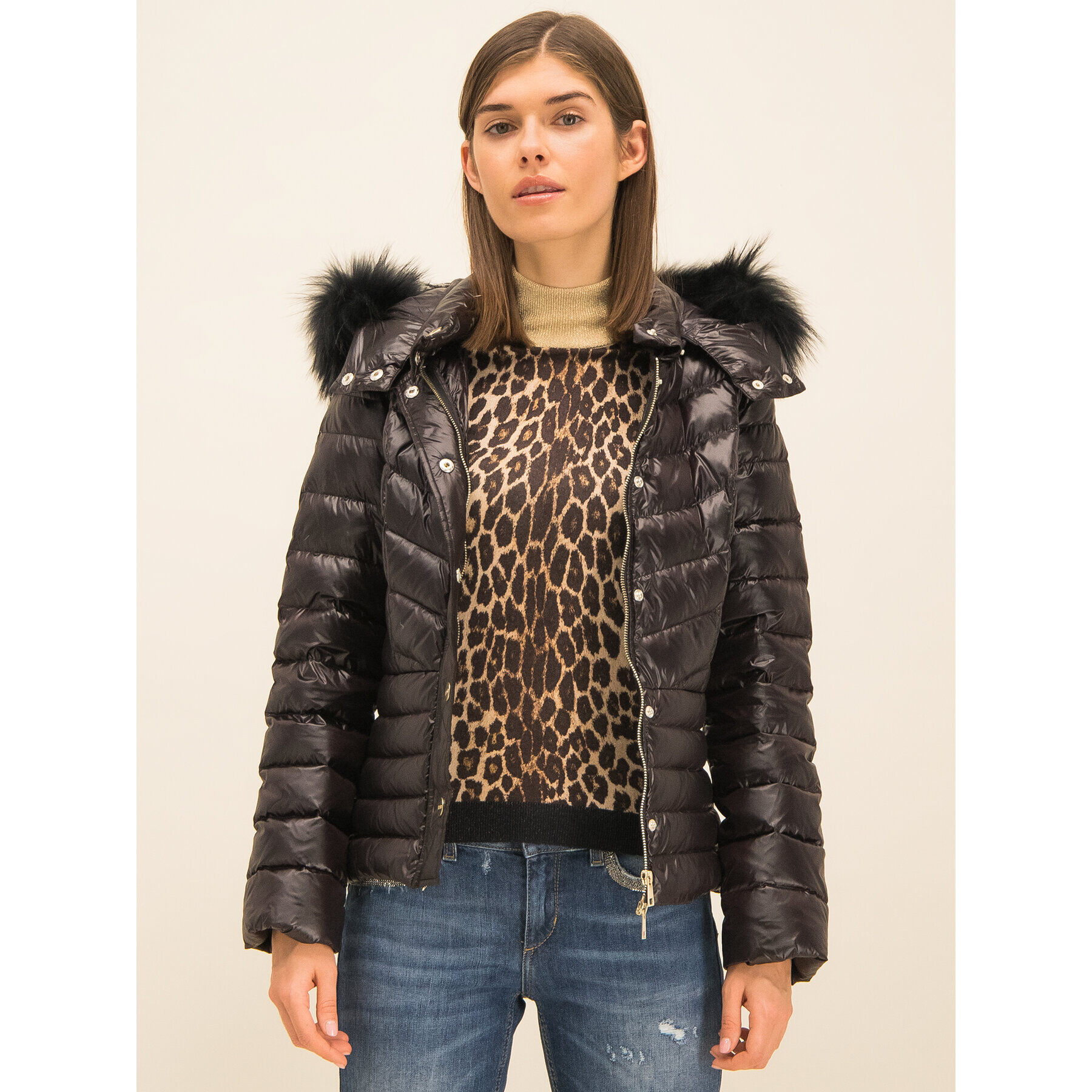 Liu Jo Пухено яке L69015 T5603 Черен Regular Fit - Pepit.bg